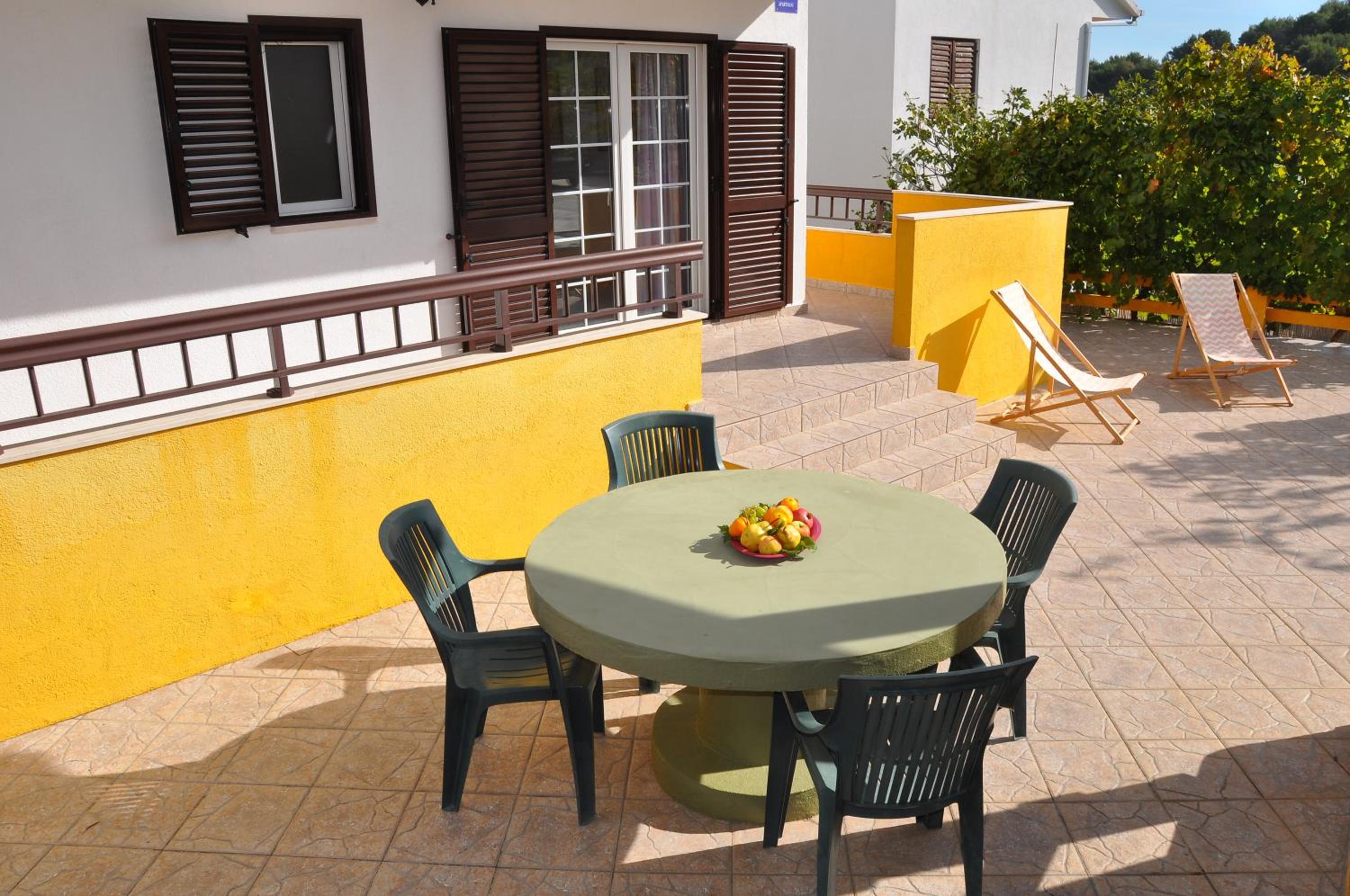 Apartment with Terrace photo 3