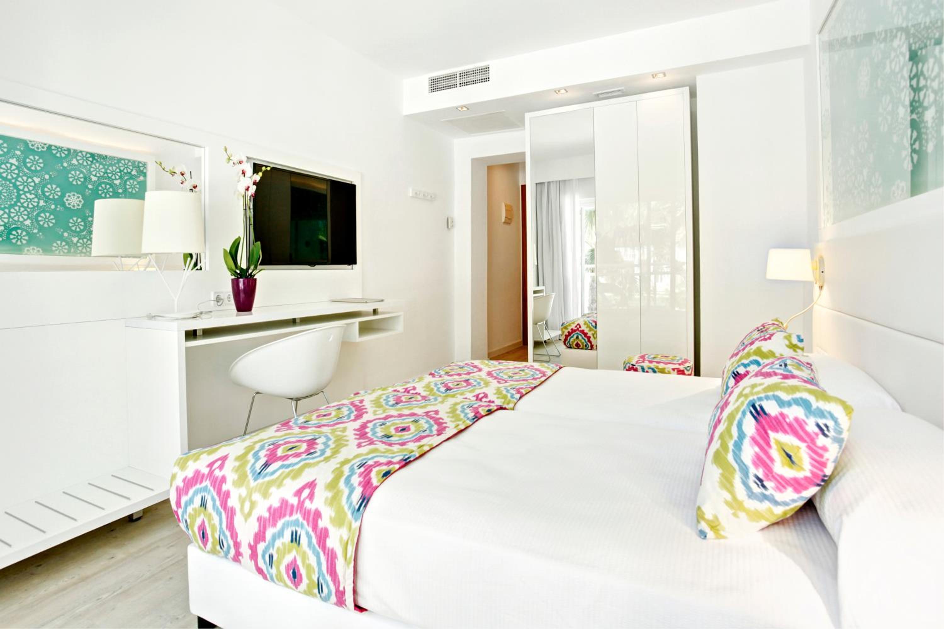 Habitación Doble con Vista lateral al Mar