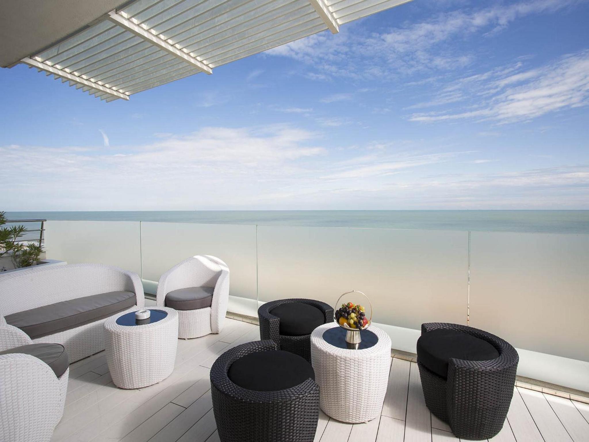 Two-Bedroom Penthouse with Sea View  - Photo 4