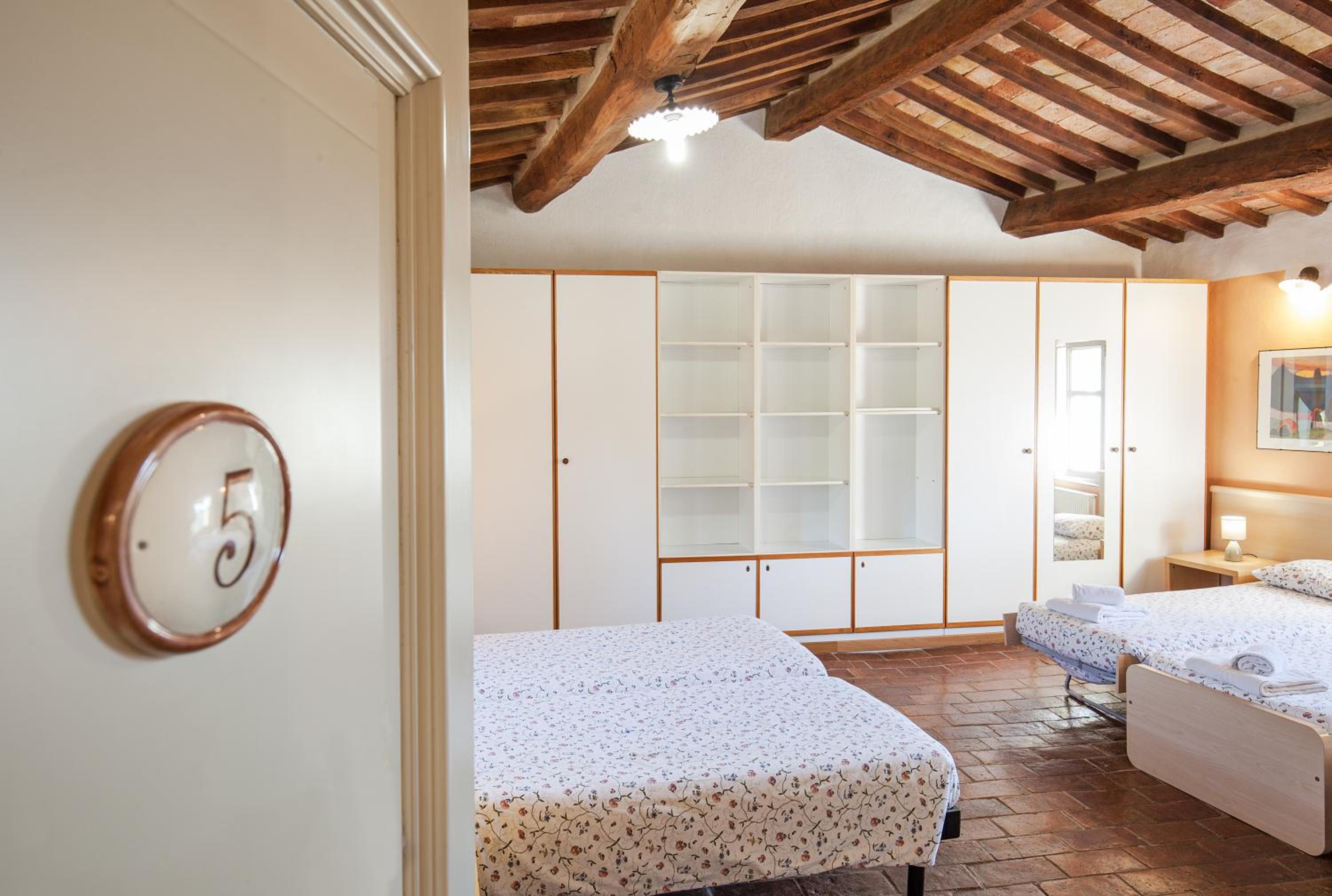 Standard Quadruple Room photo 3