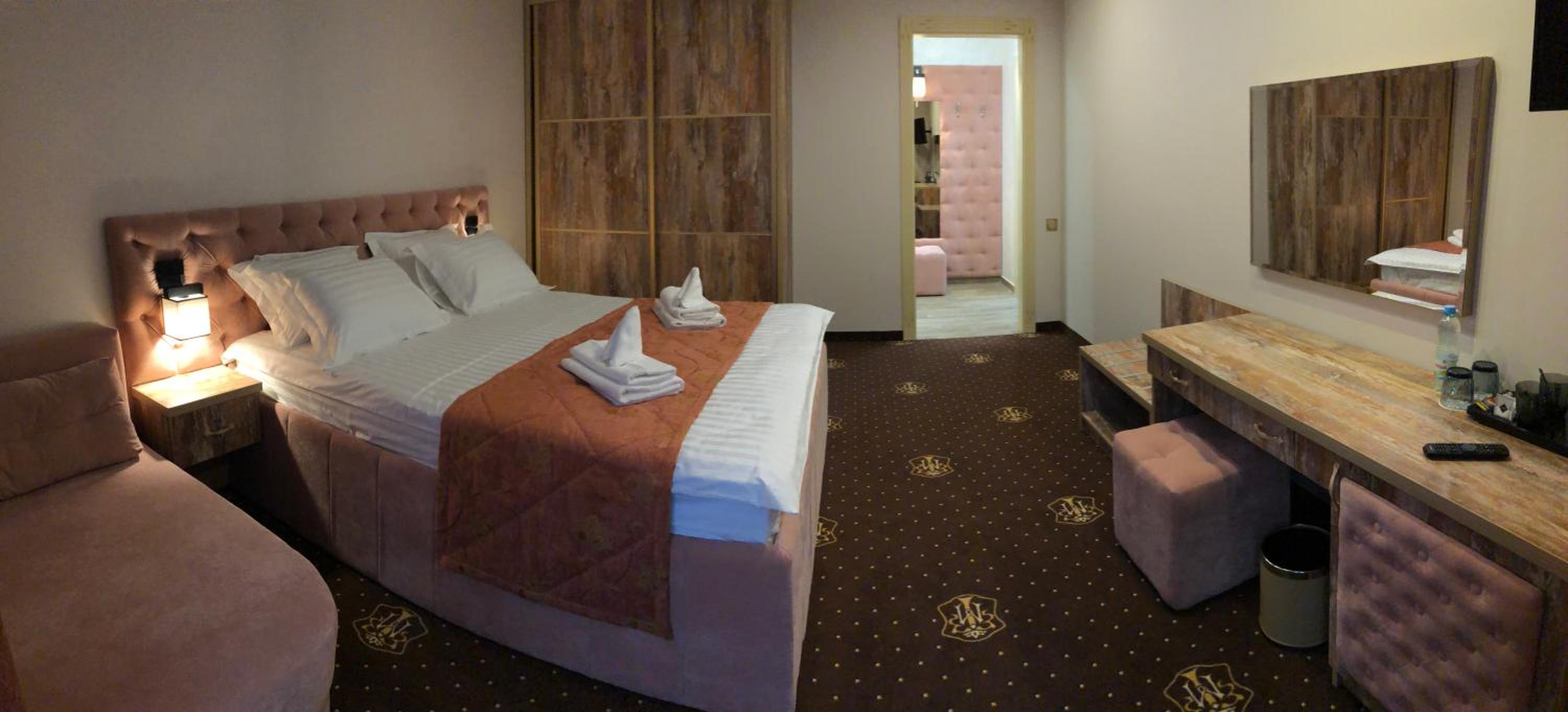 Double Room with Balcony (3 Adults)