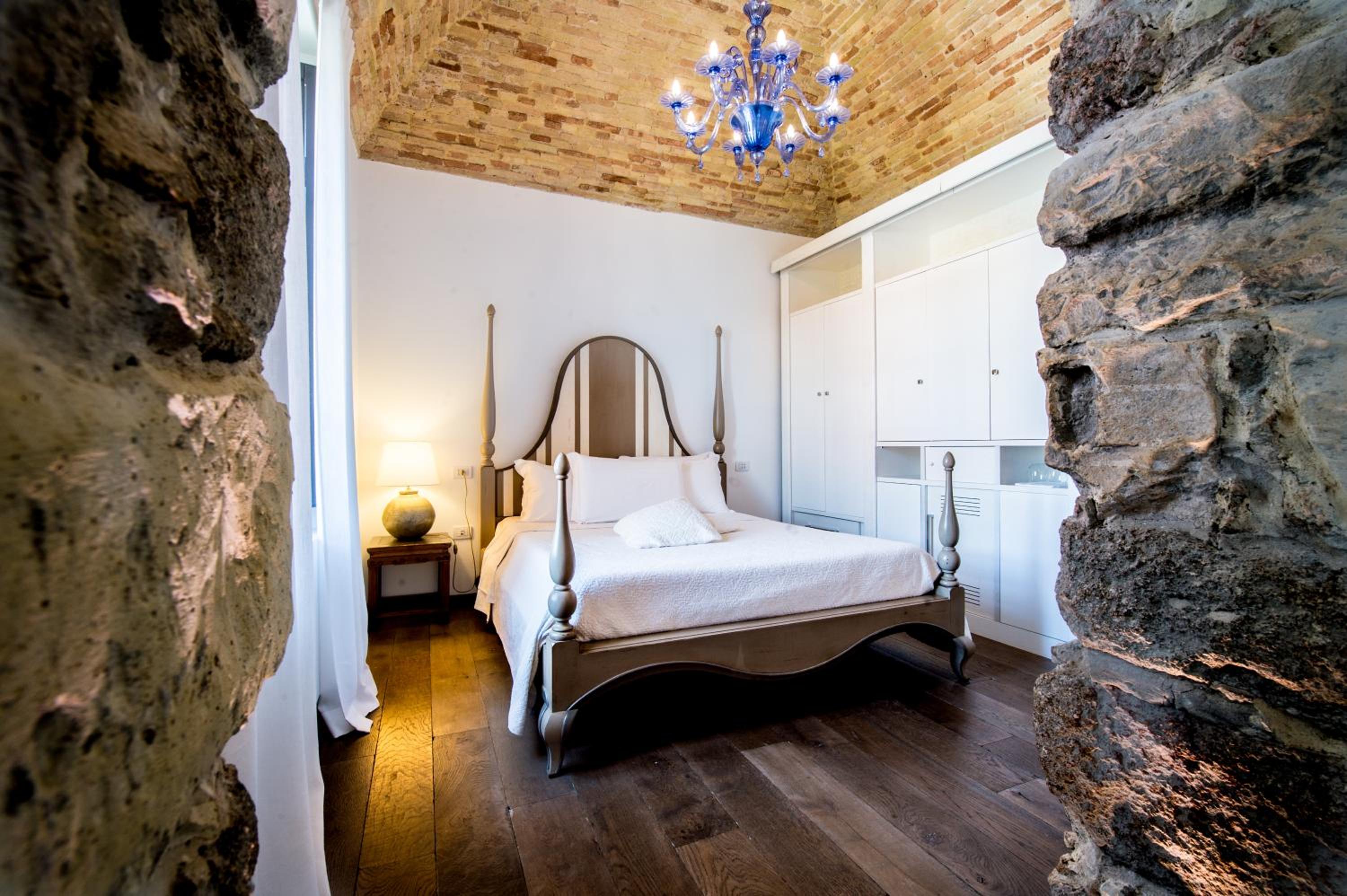 Suite with Mountain View - Main Building