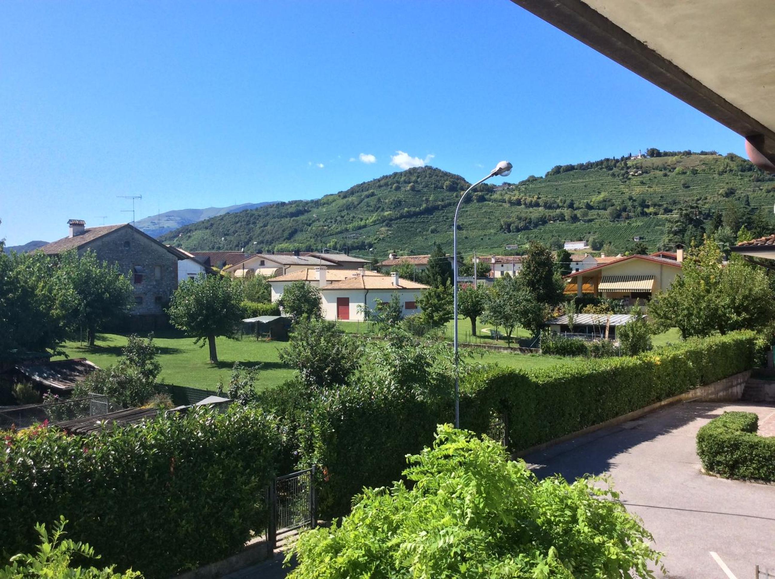 Apartment - Photo 33
