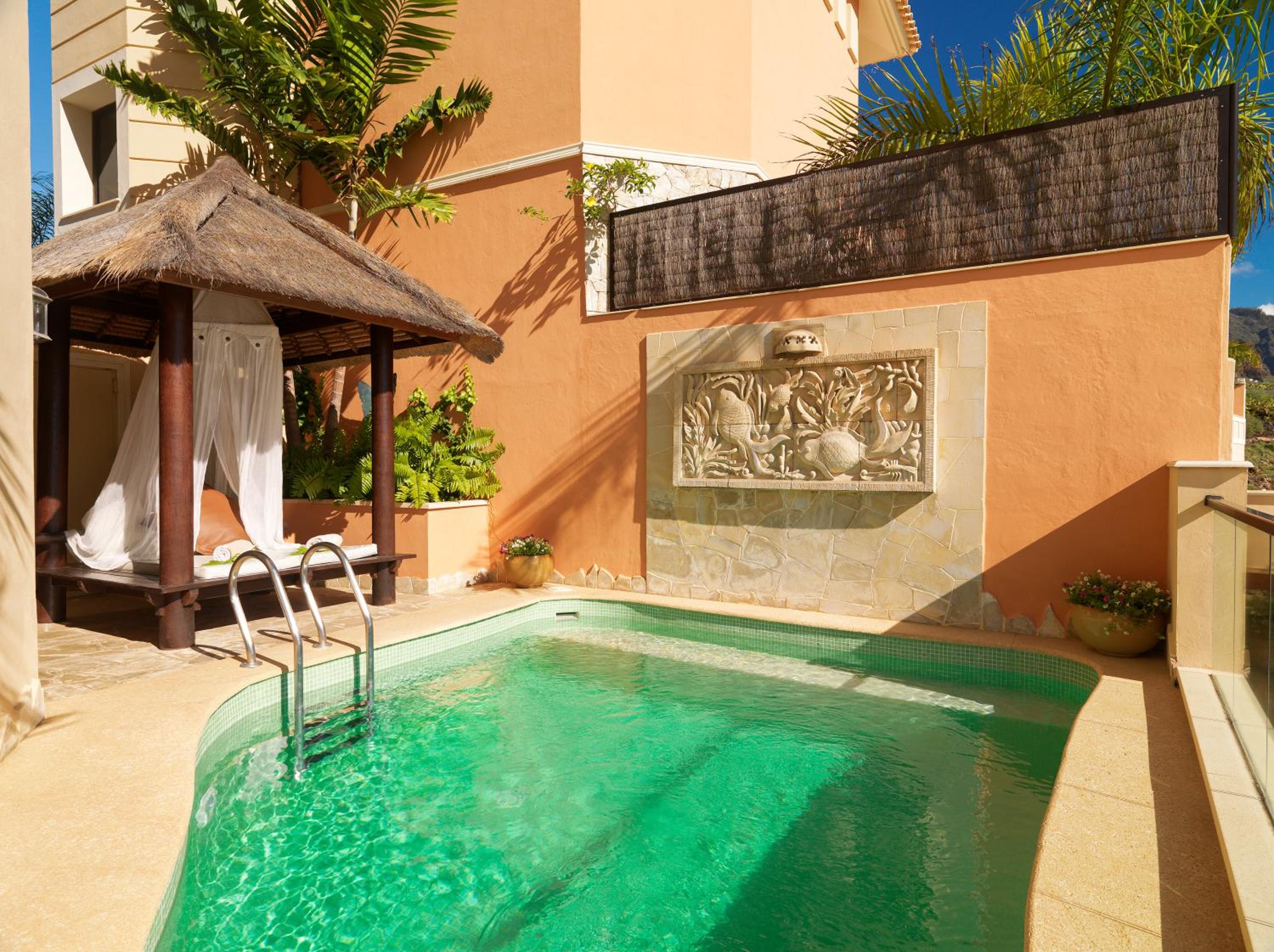 Villa Majestuosa con Piscina Privada Villa Majestuosa con Piscina Privada