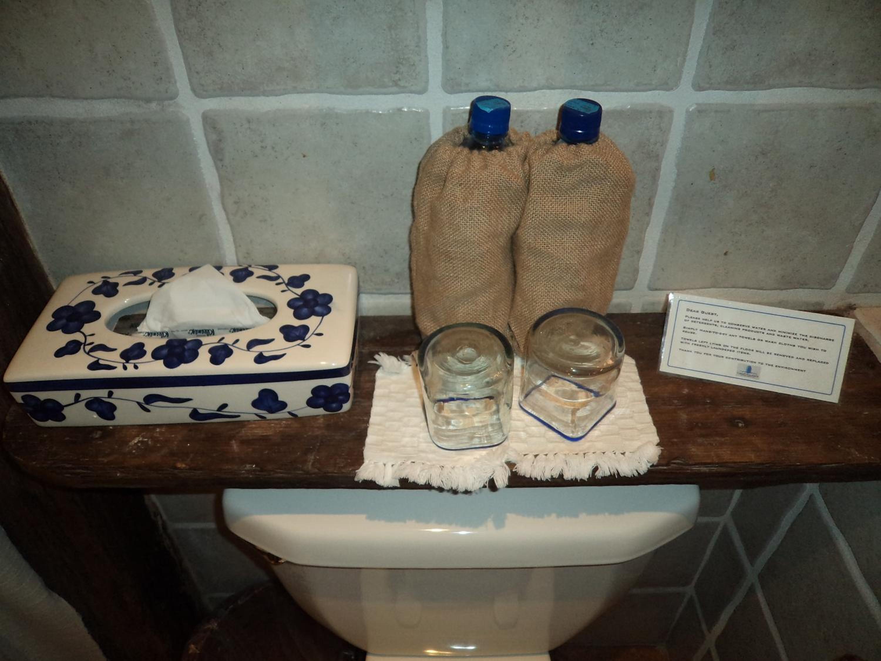 Double Room - Photo 8