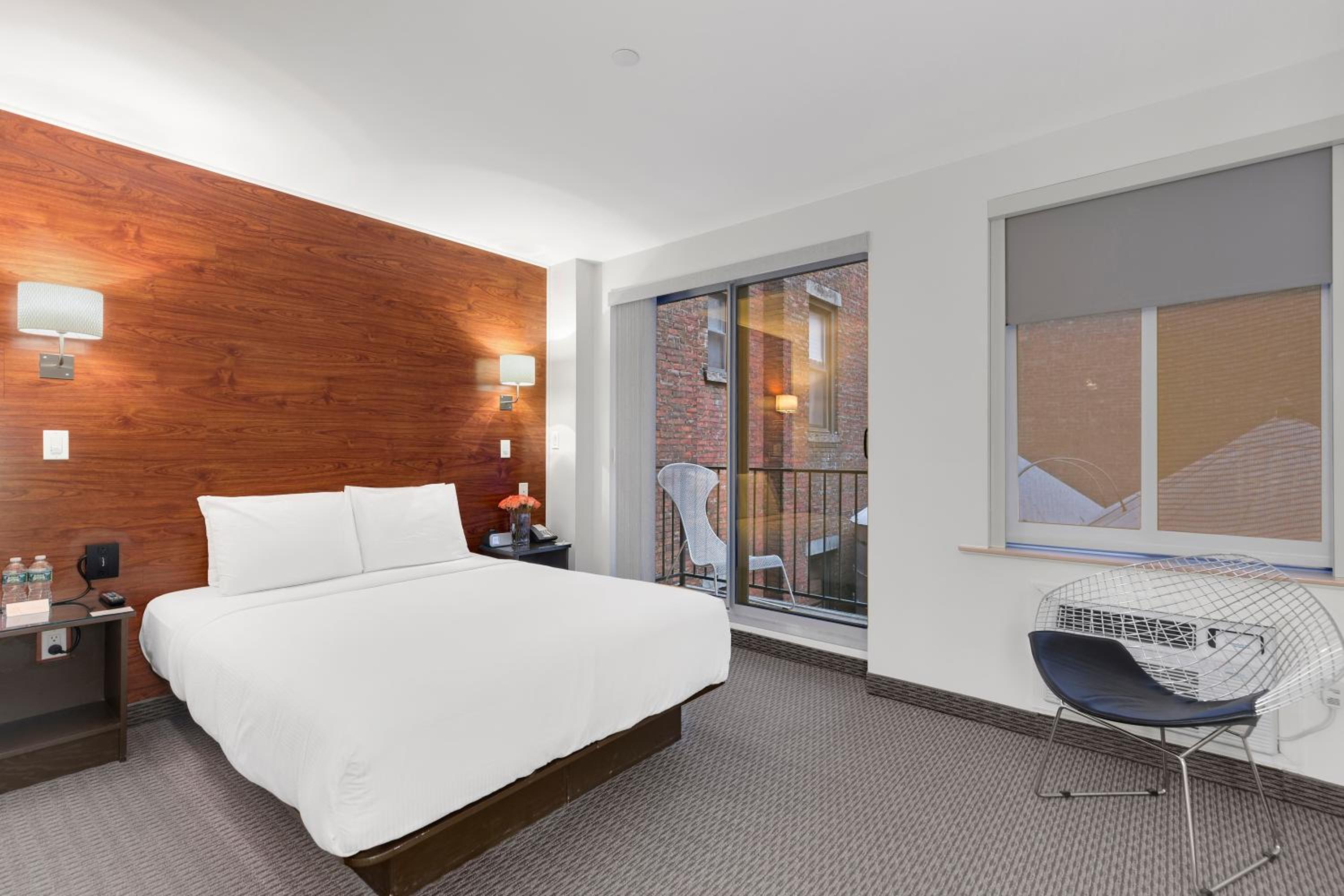 Superior Queen Room