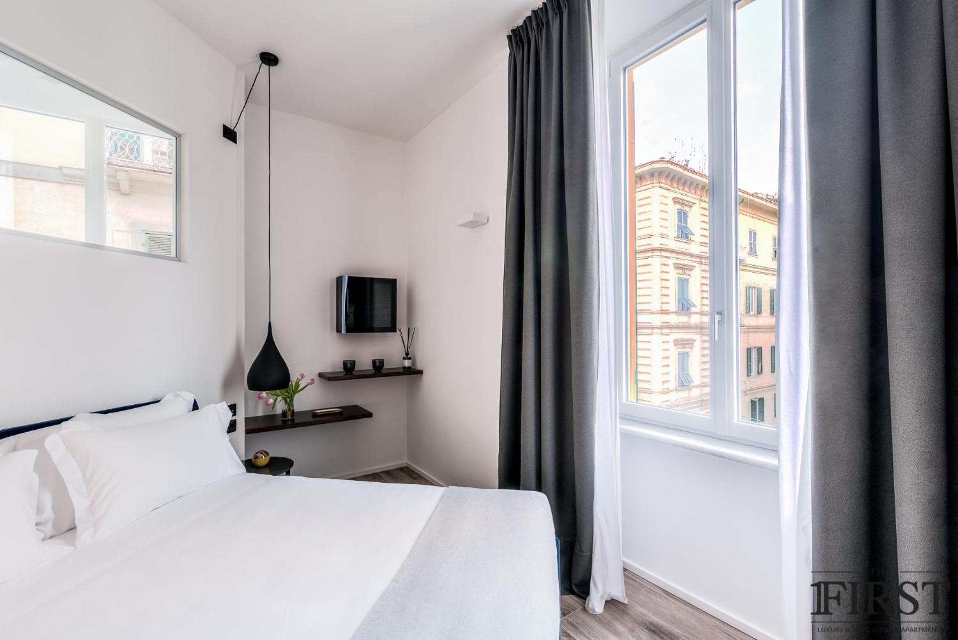 Junior Suite with City View