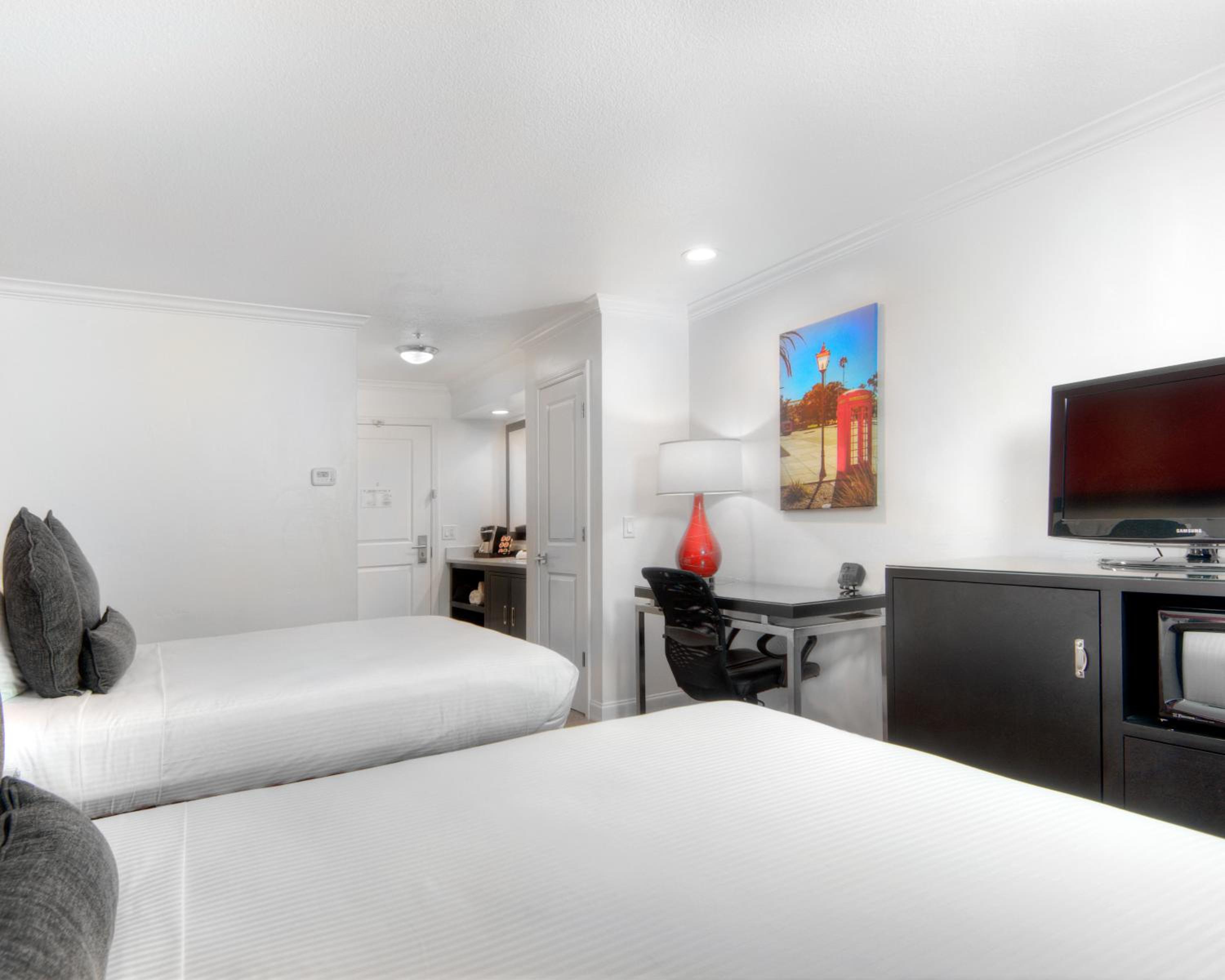 Queen Room with Two Queen Beds - Photo 1