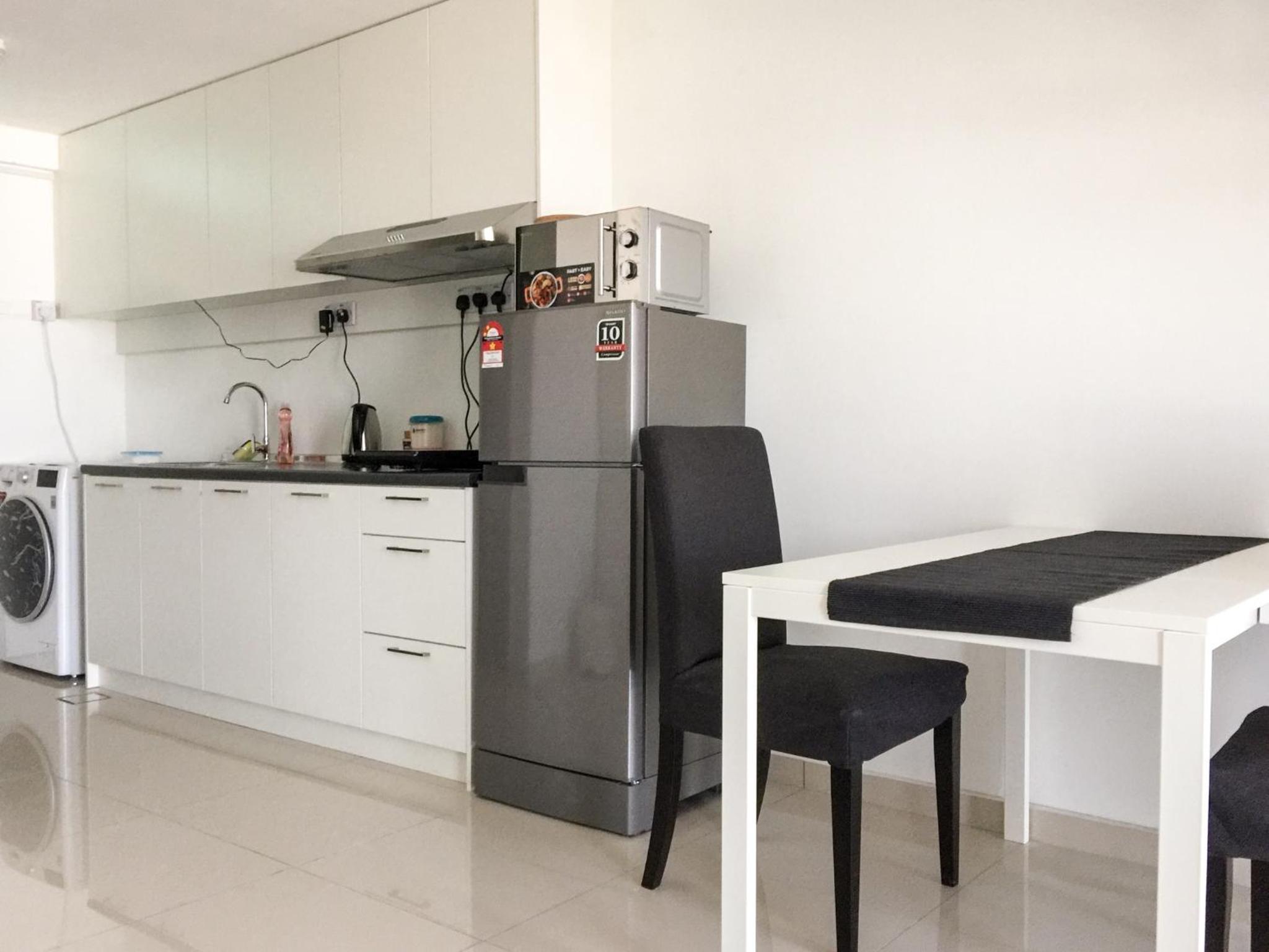 Apartment - Split Level - Photo 5