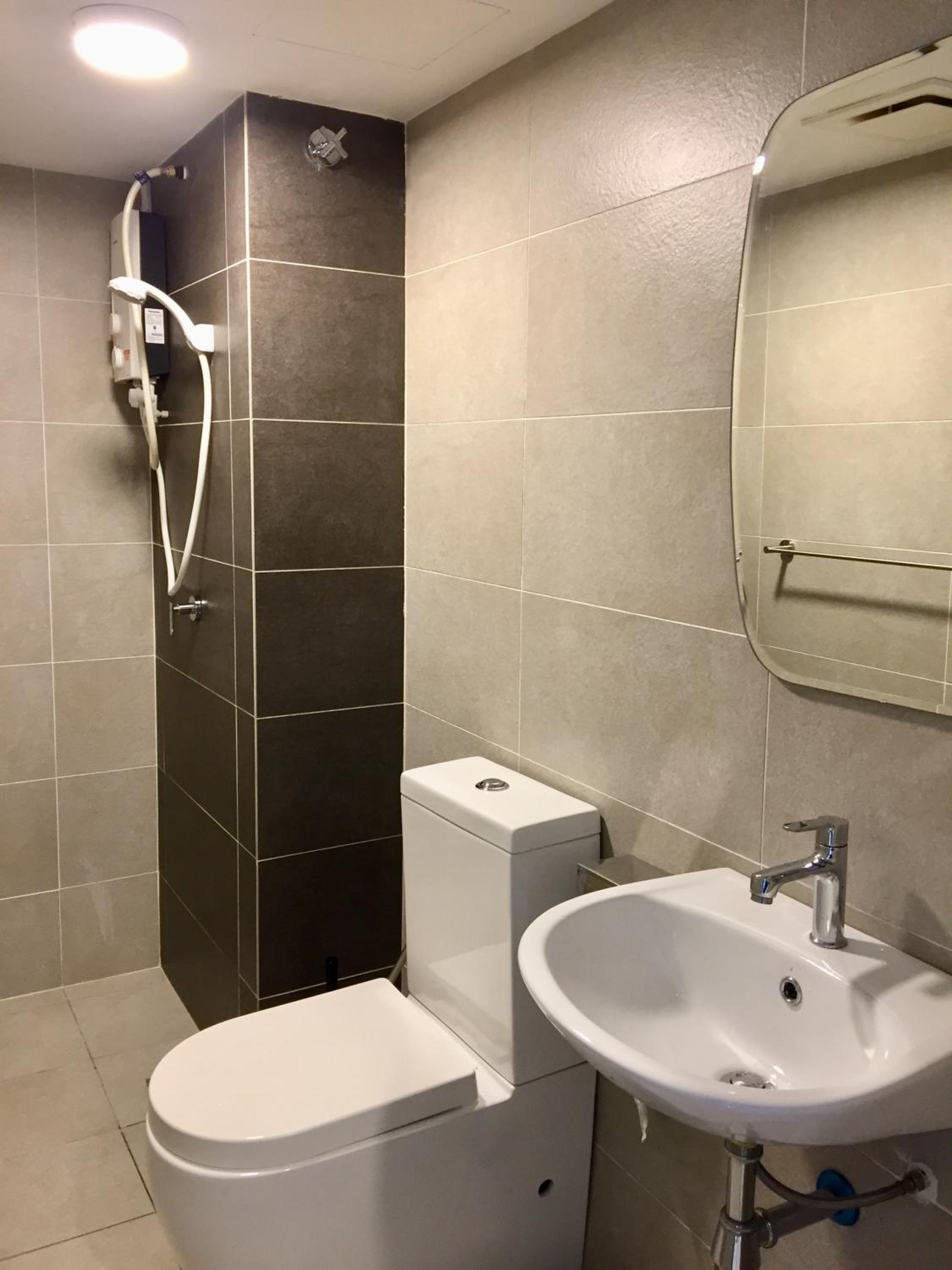 Apartment - Split Level - Photo 10