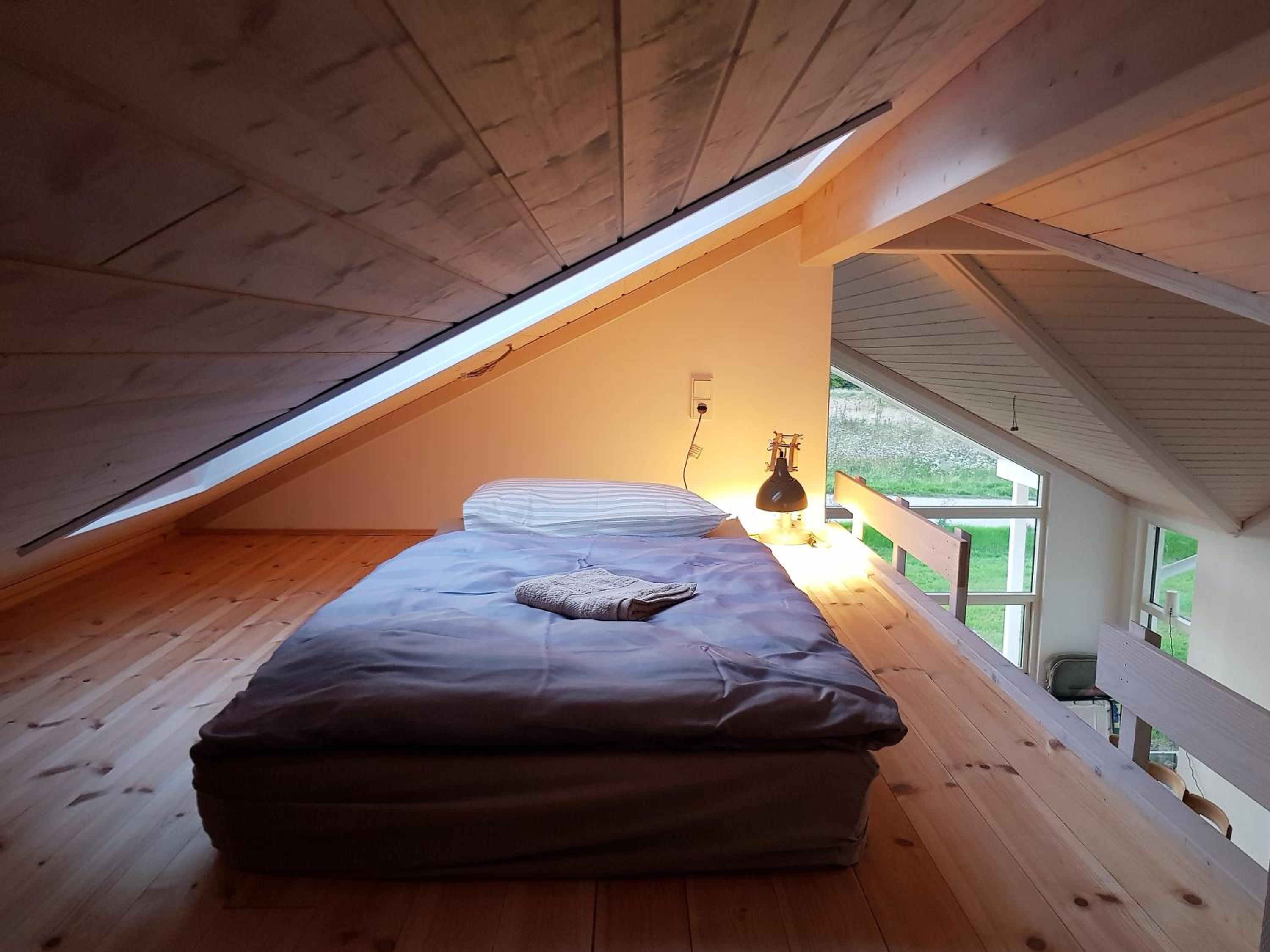 Three-Bedroom House photo 2