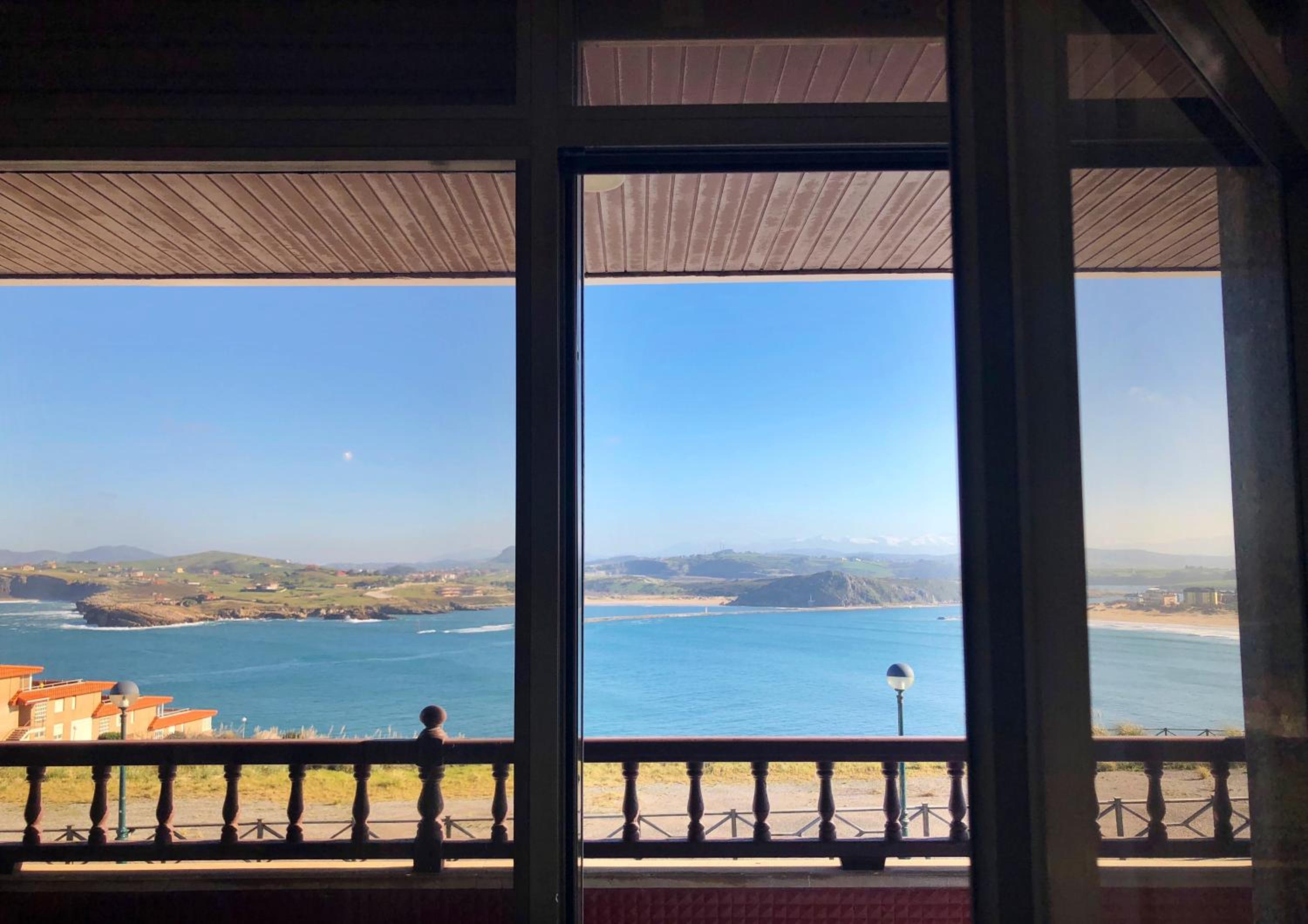Deluxe Double Room with Balcony and Sea View - Photo 7