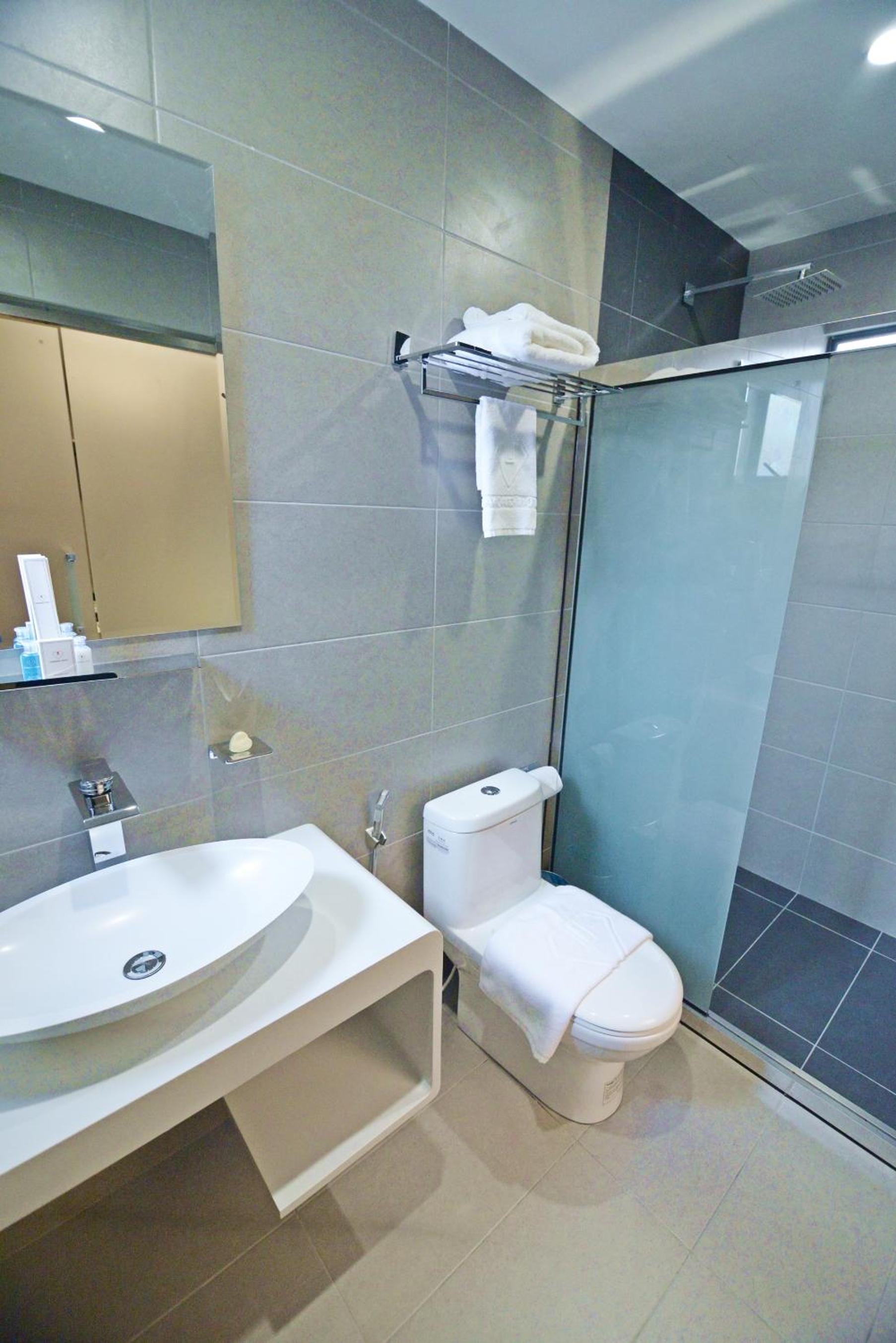 Single Room - Photo 9