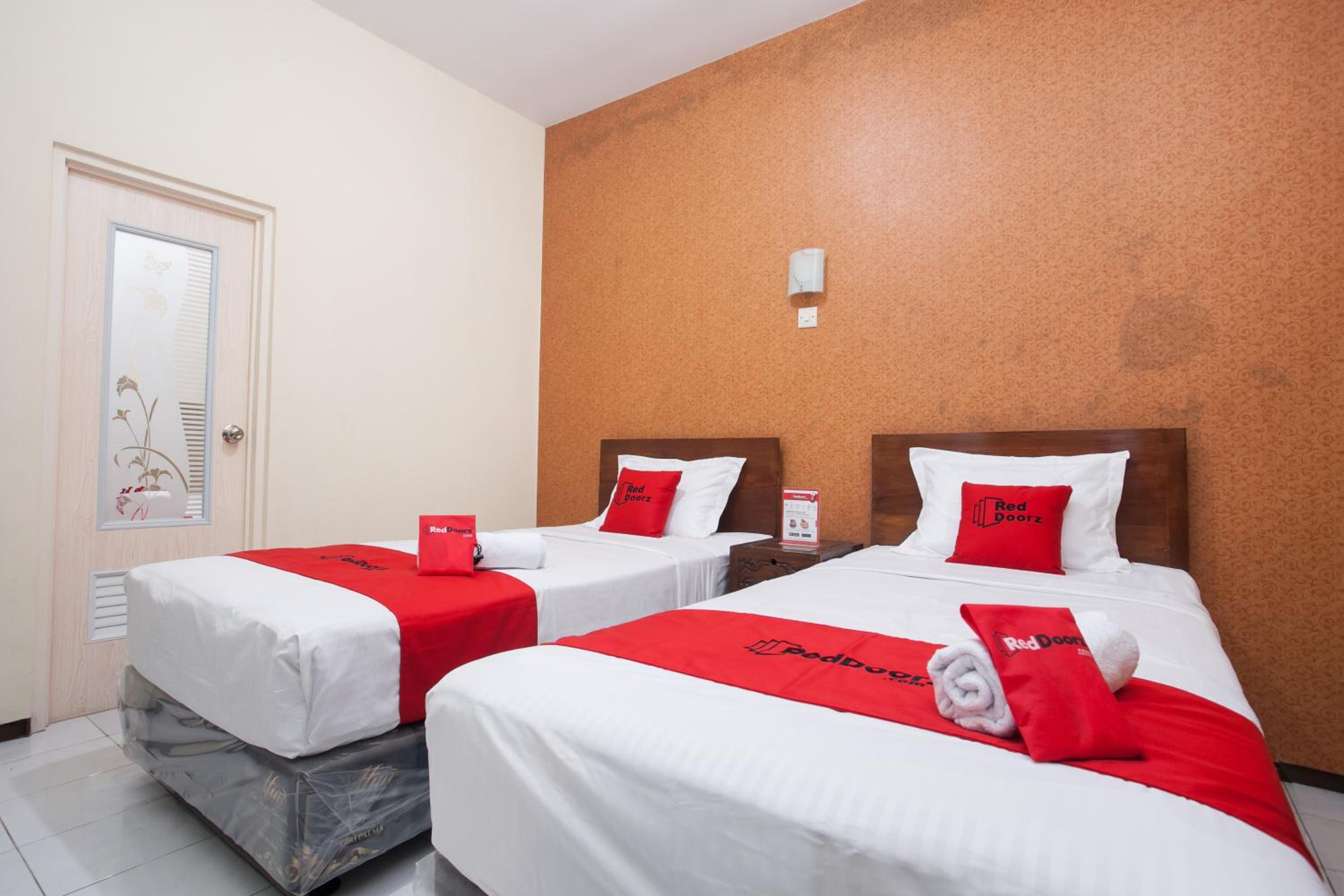 Deluxe Twin Room photo 1