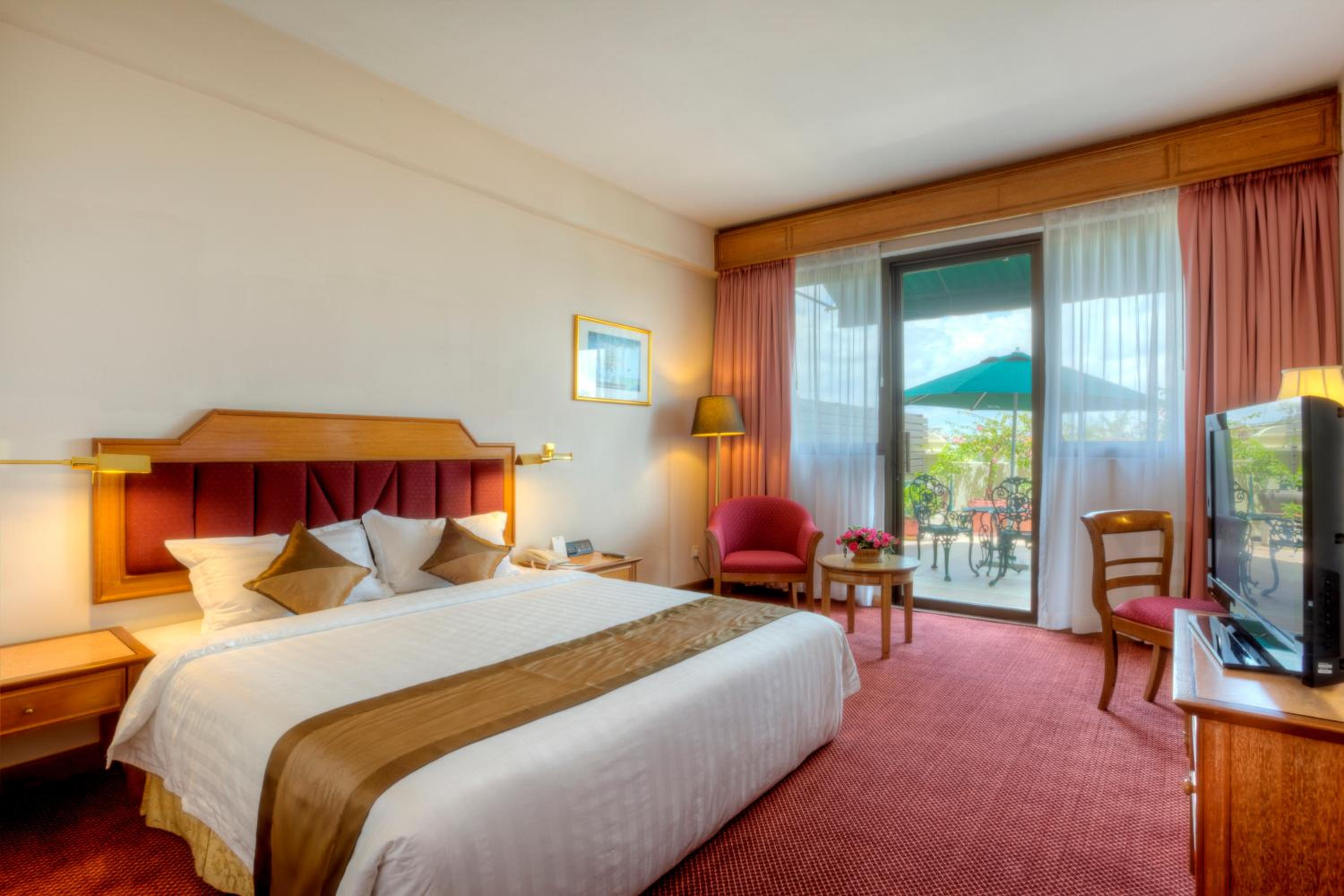 Deluxe Double or Twin Room with Balcony - Photo 2