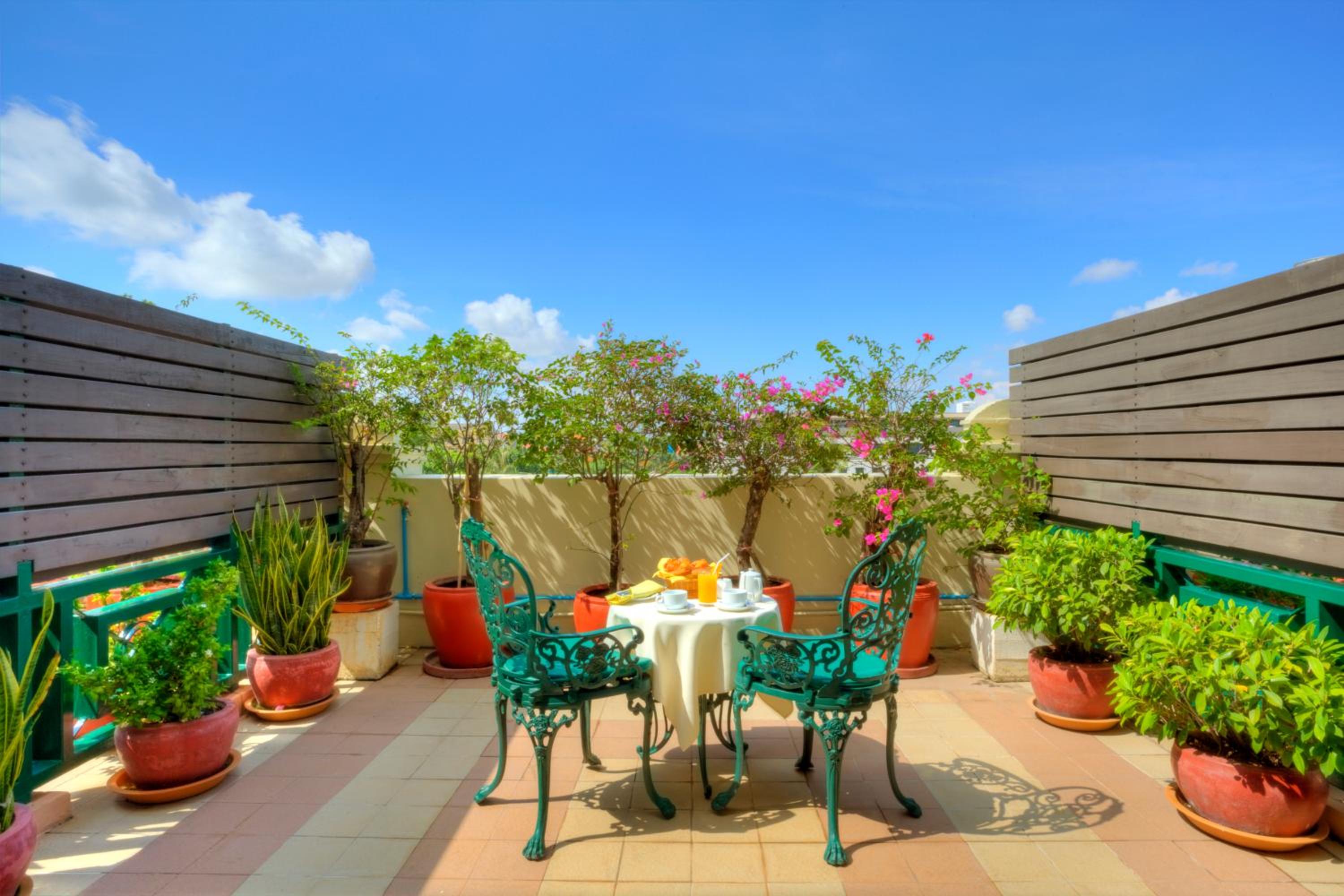 Deluxe Double or Twin Room with Balcony - Photo 4