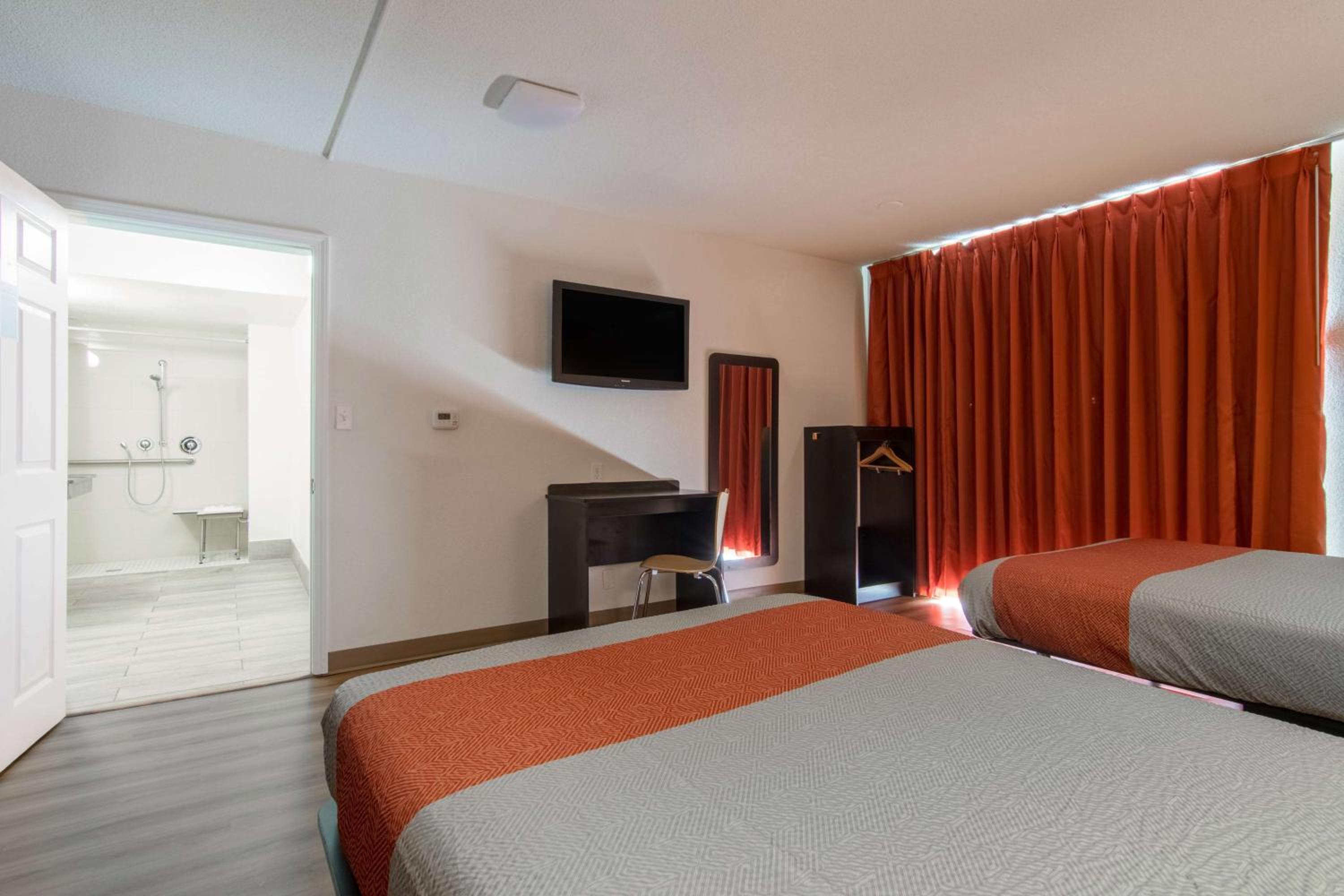 Quadruple Room - Disability Access - Non-Smoking