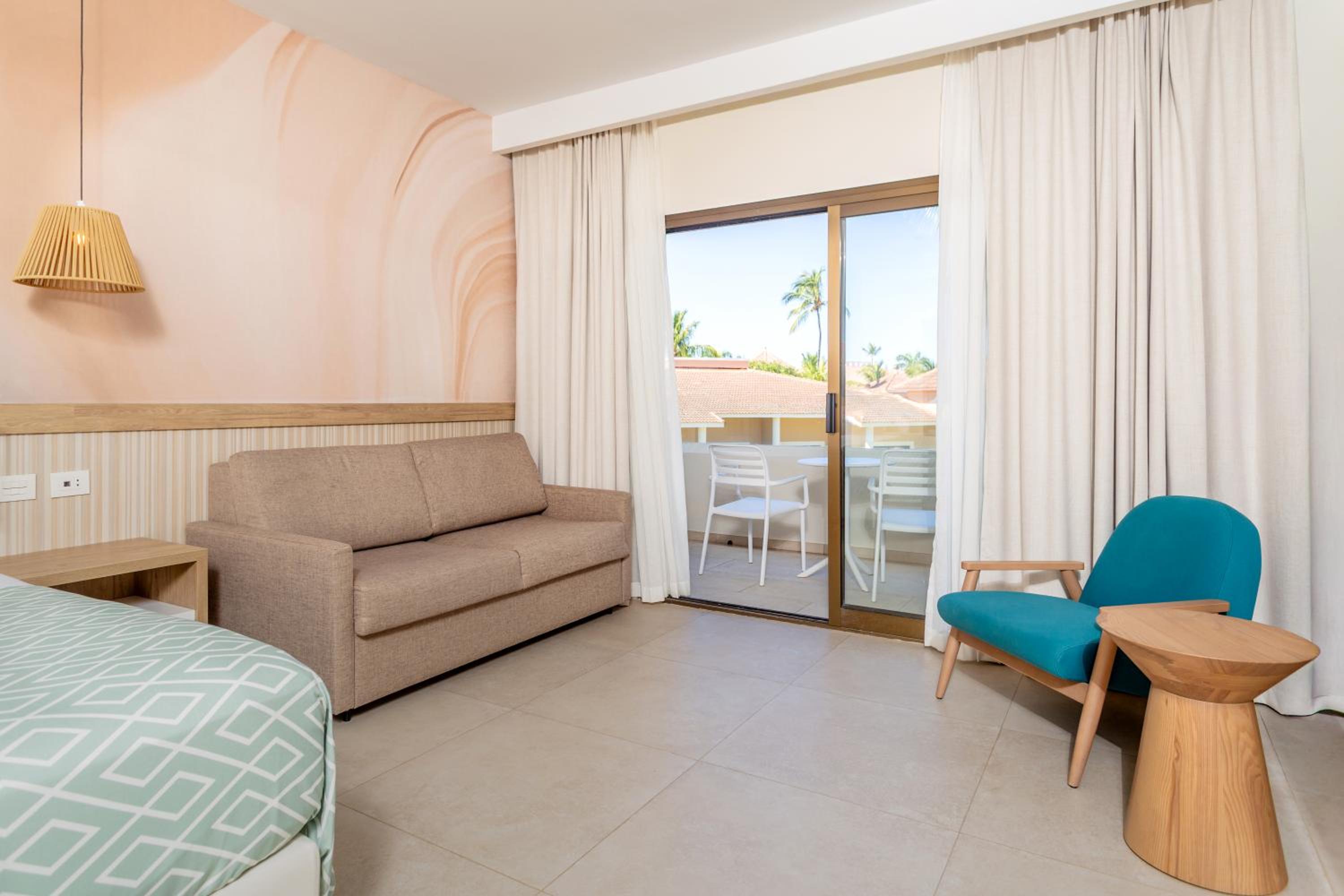 1 King Bed Family Deluxe Suite SGL — the resort's own picture — photo supplied by the resort