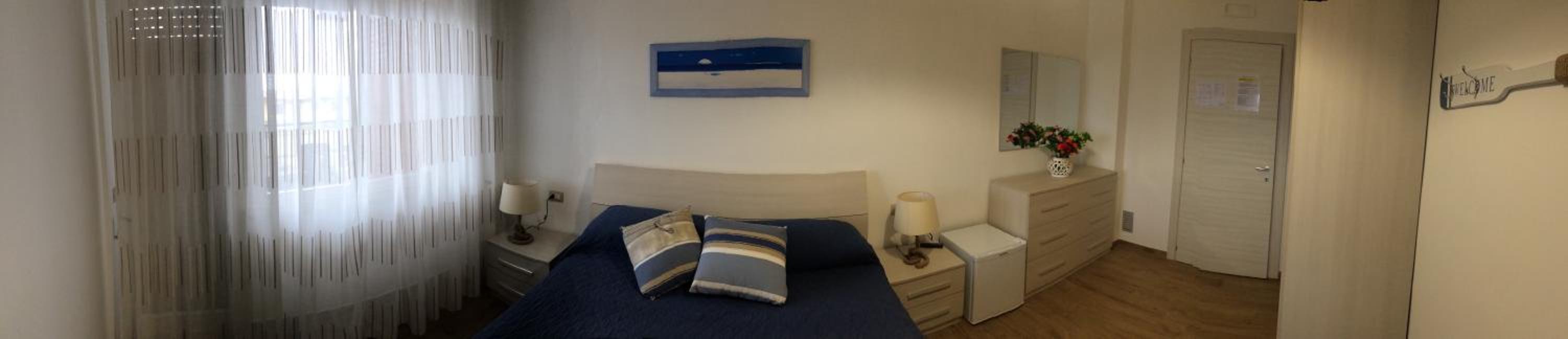 Double Room with Balcony and Sea View photo 2