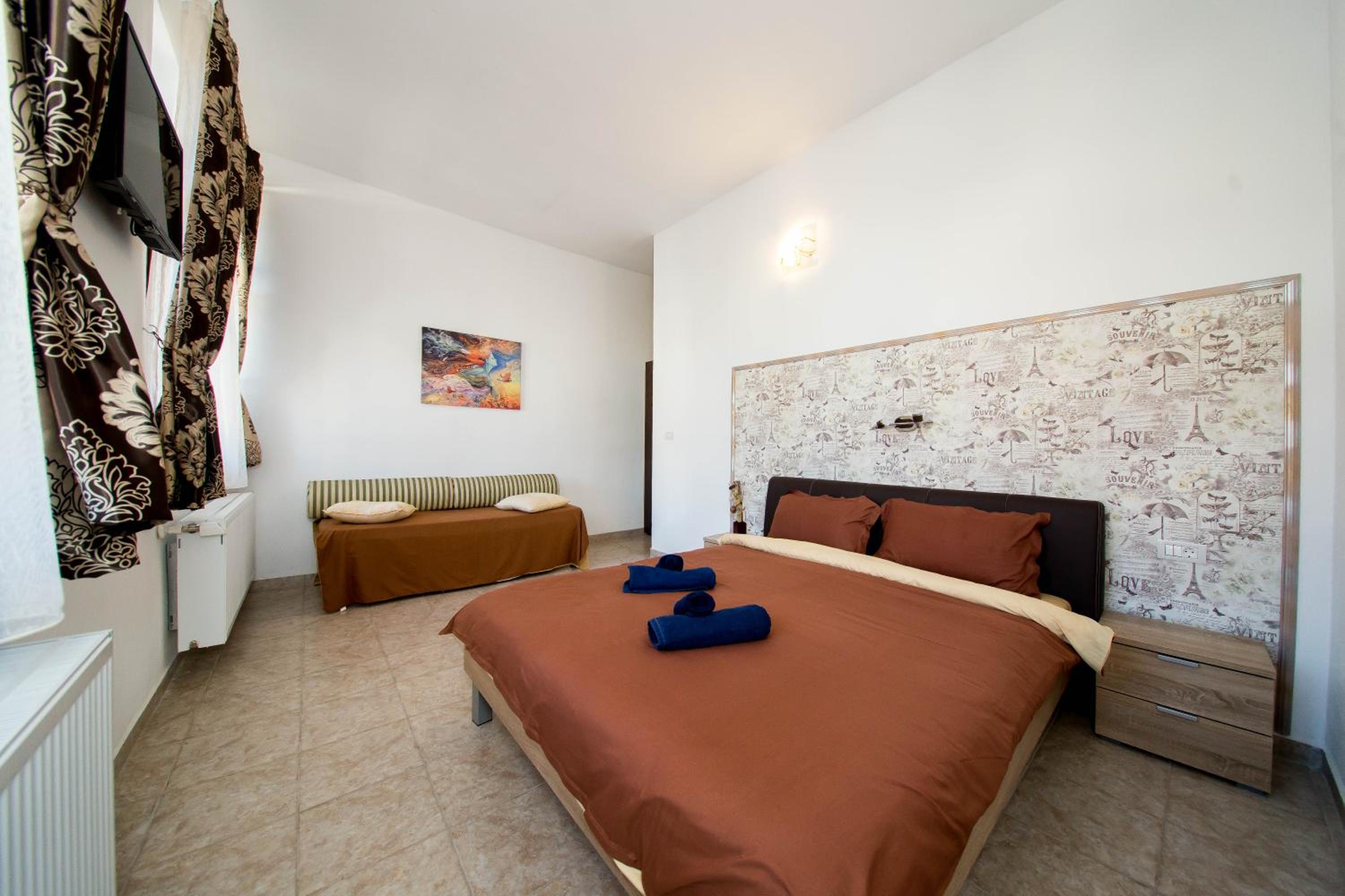 Apartment - Photo 1