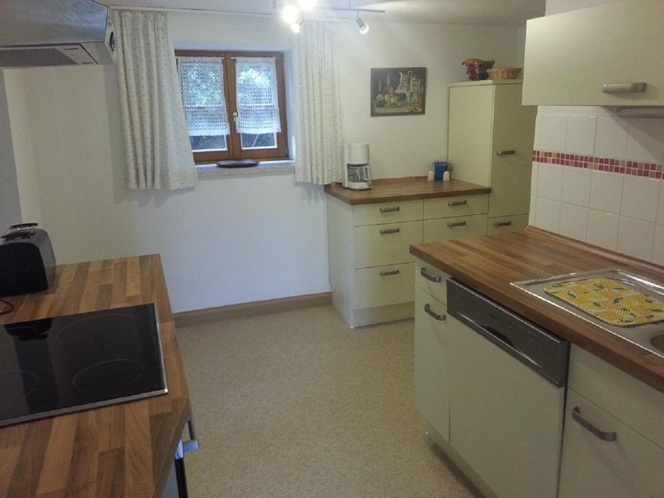 Two-Bedroom House photo 3