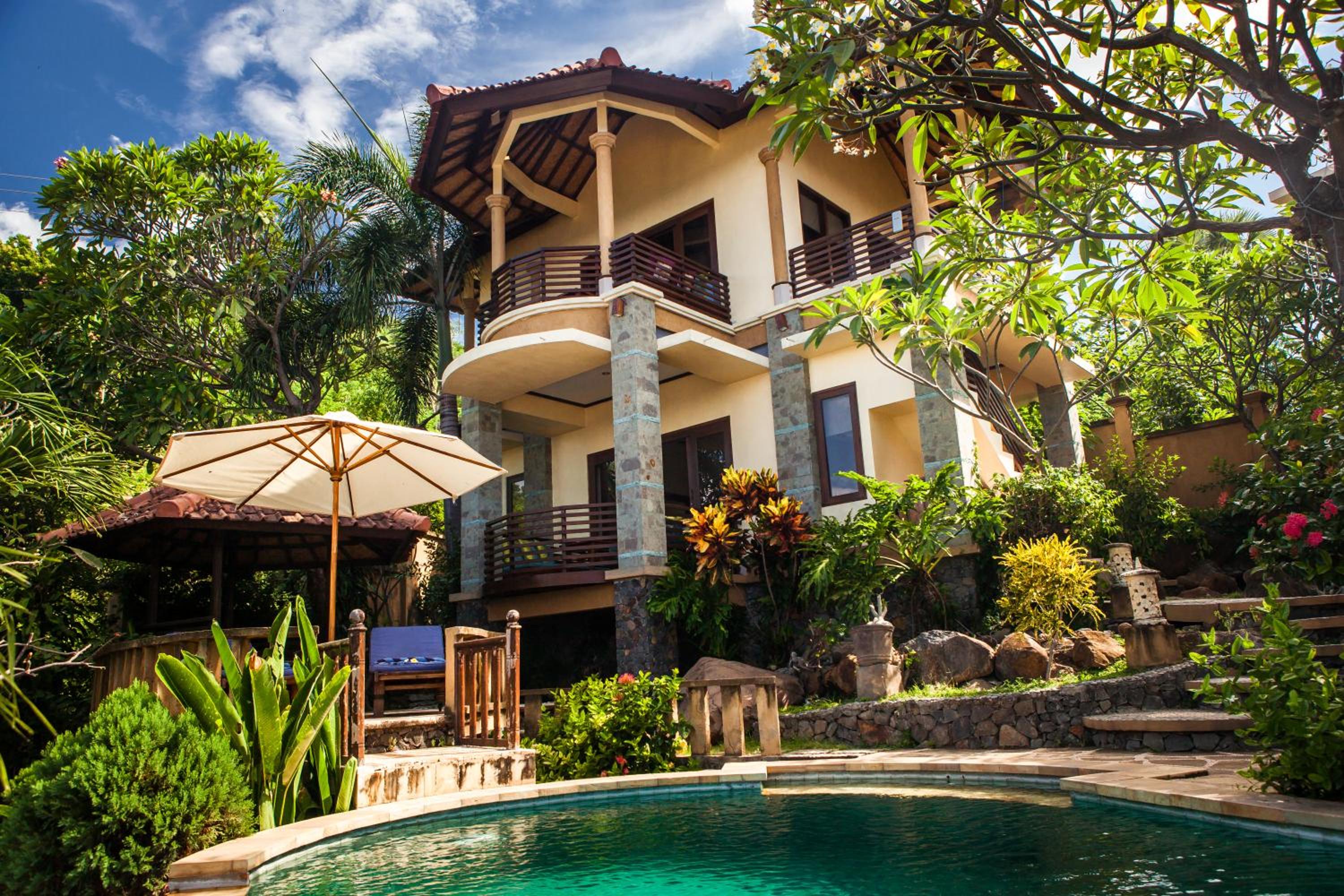 Deluxe Double Room with Balcony and Ocean View photo 2
