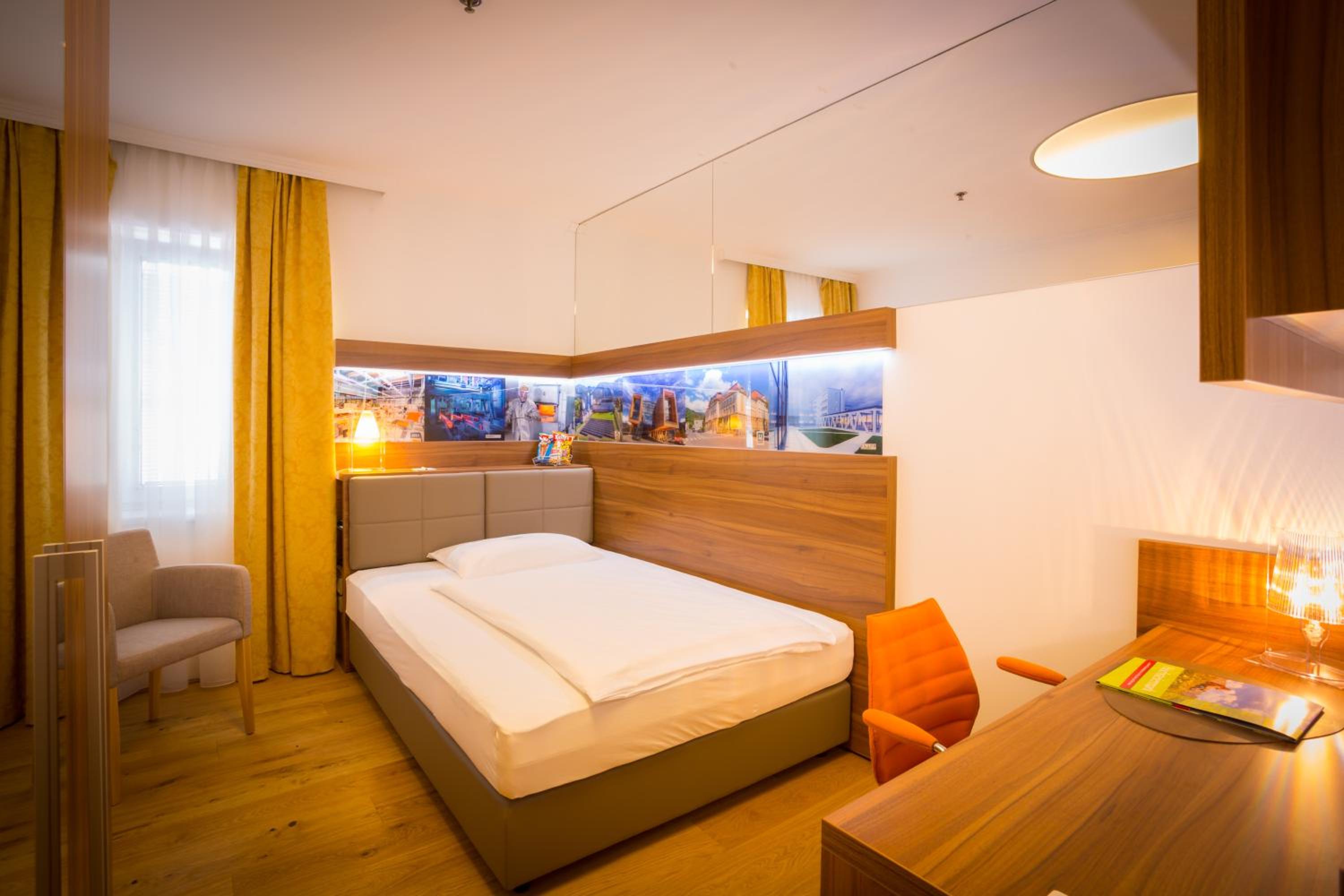 Standard Single Room - Business photo 1