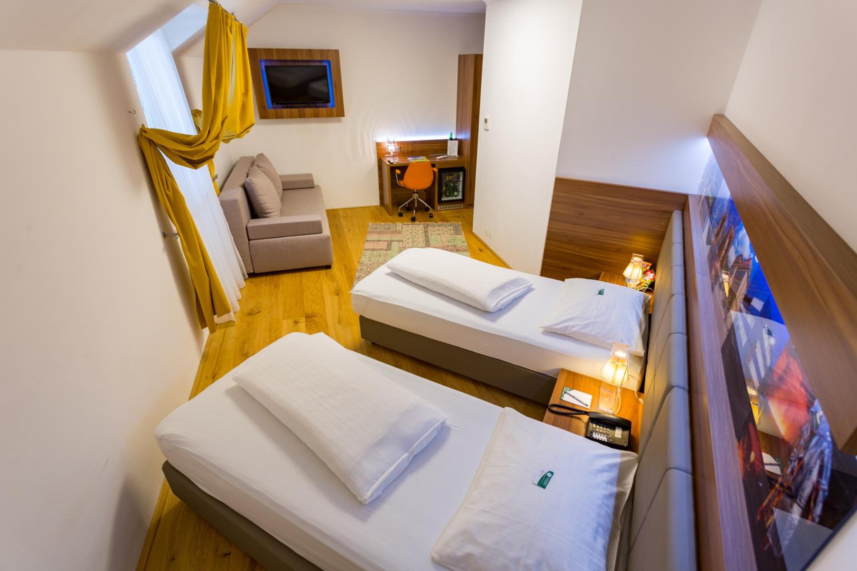 Superior Twin Room - Business - Photo 2