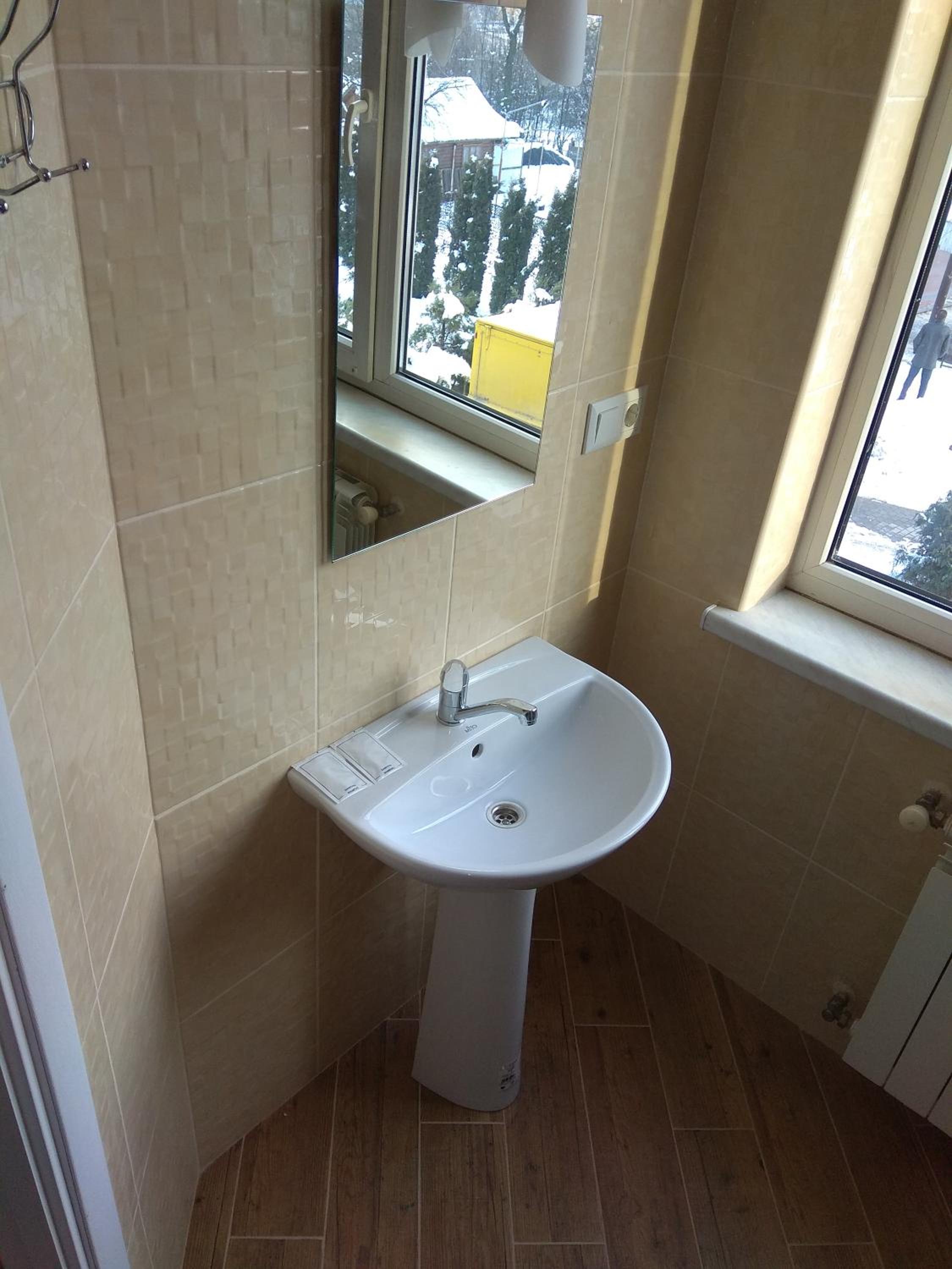 Double Room with Private Bathroom photo 3