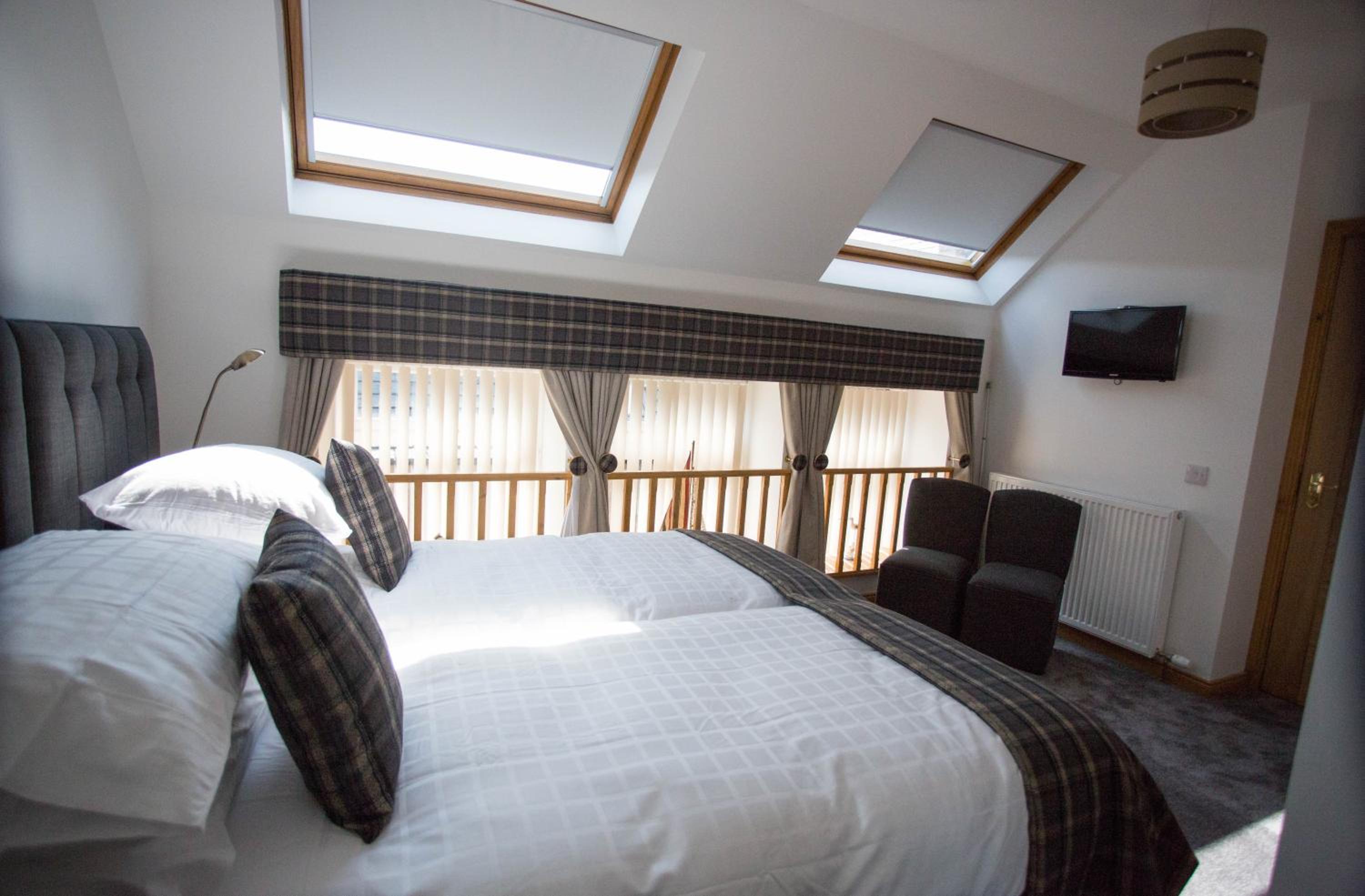 Deluxe Double or Twin Room photo 3