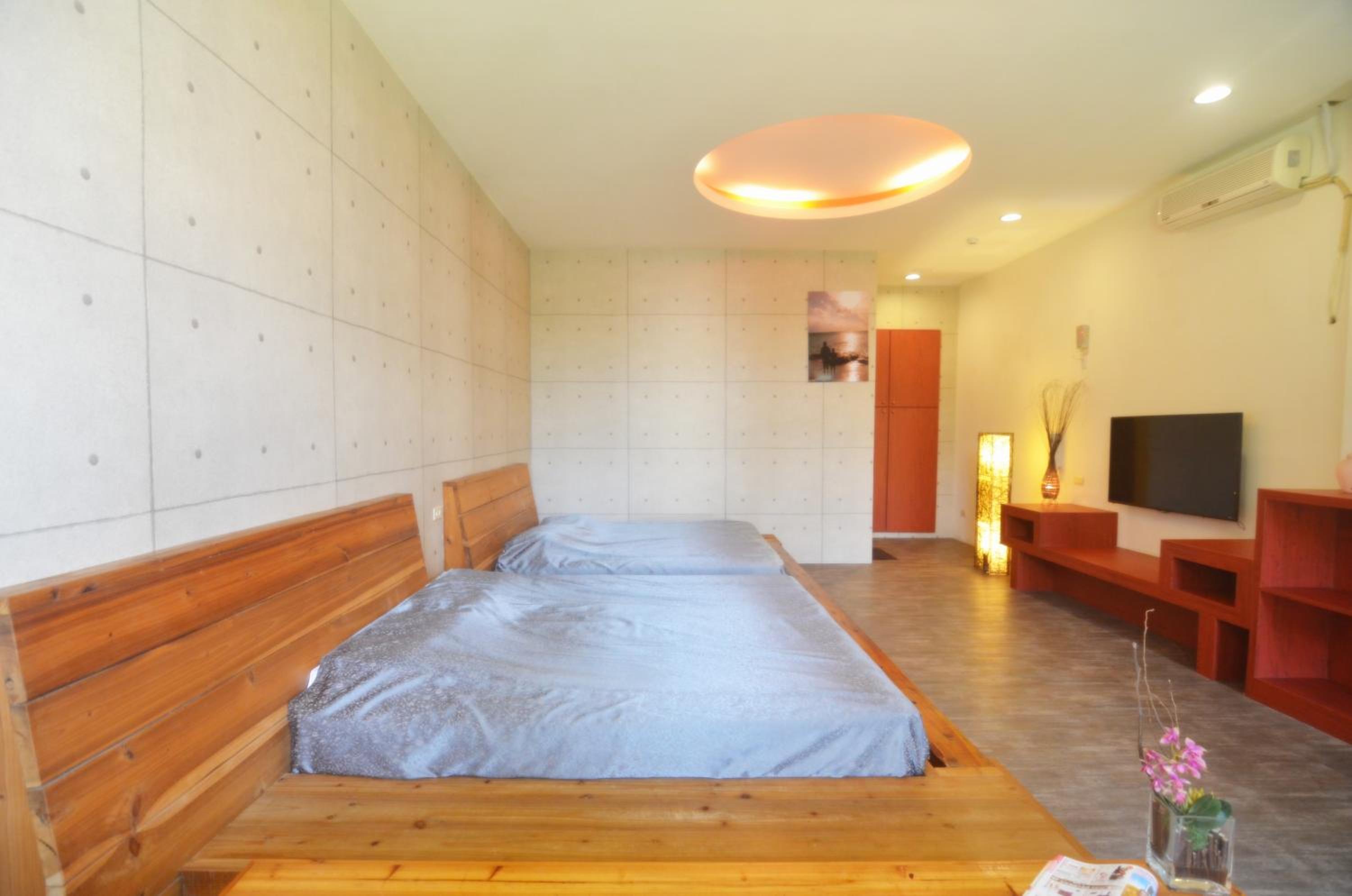 Quadruple Room with Bath photo 2