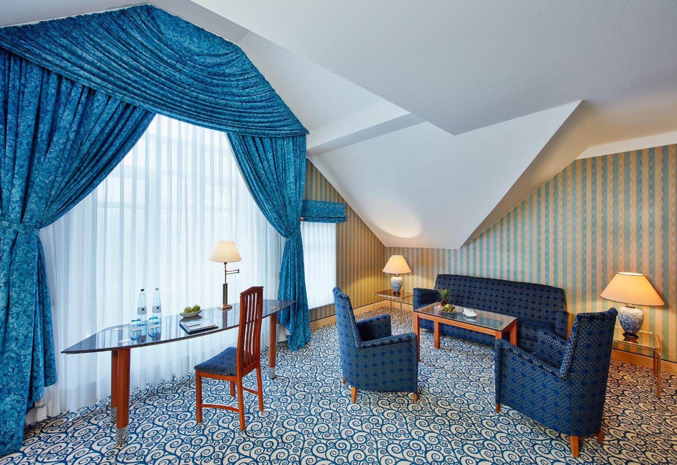 Deluxe Double Room - Photo 7
