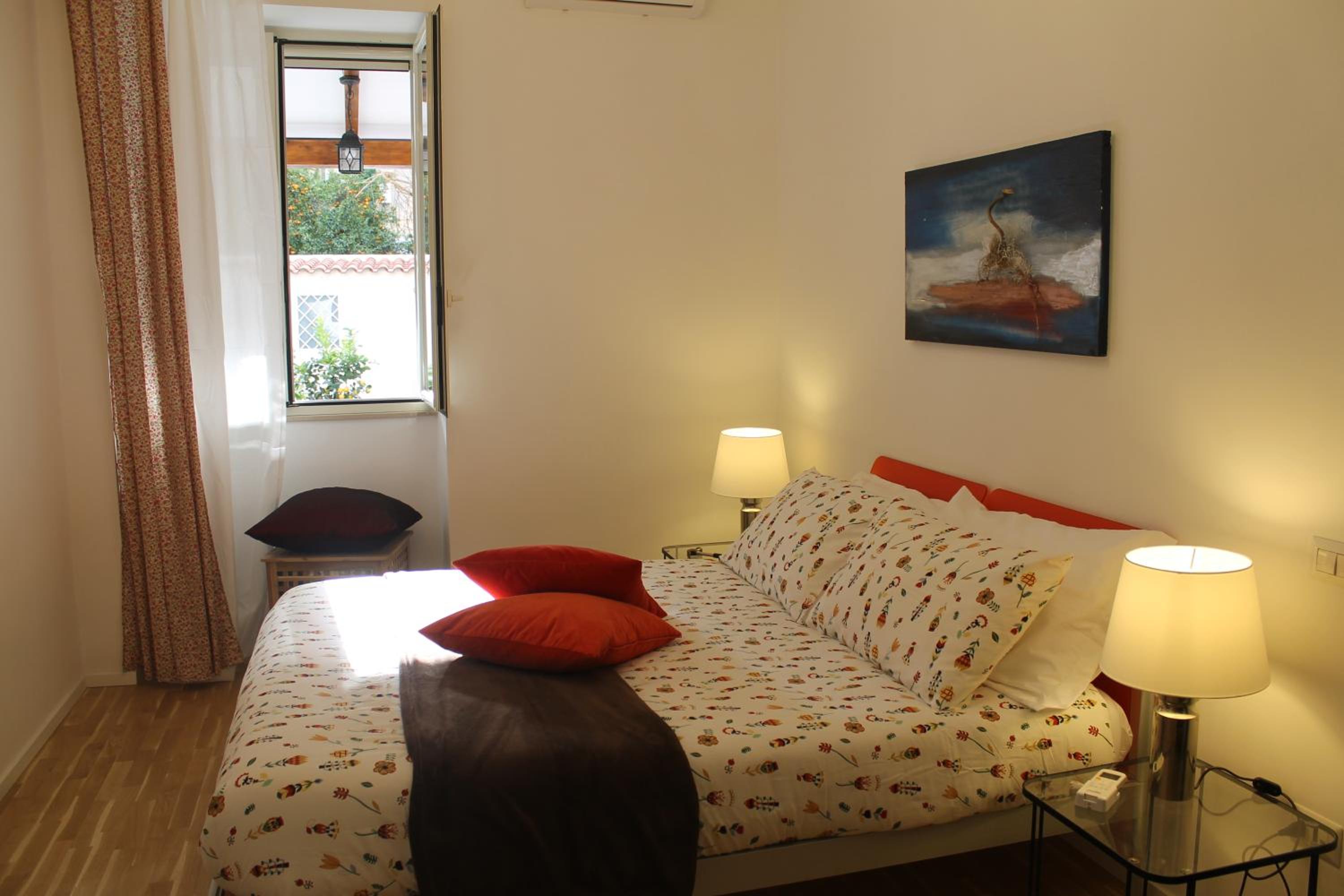 Apartment with Garden View