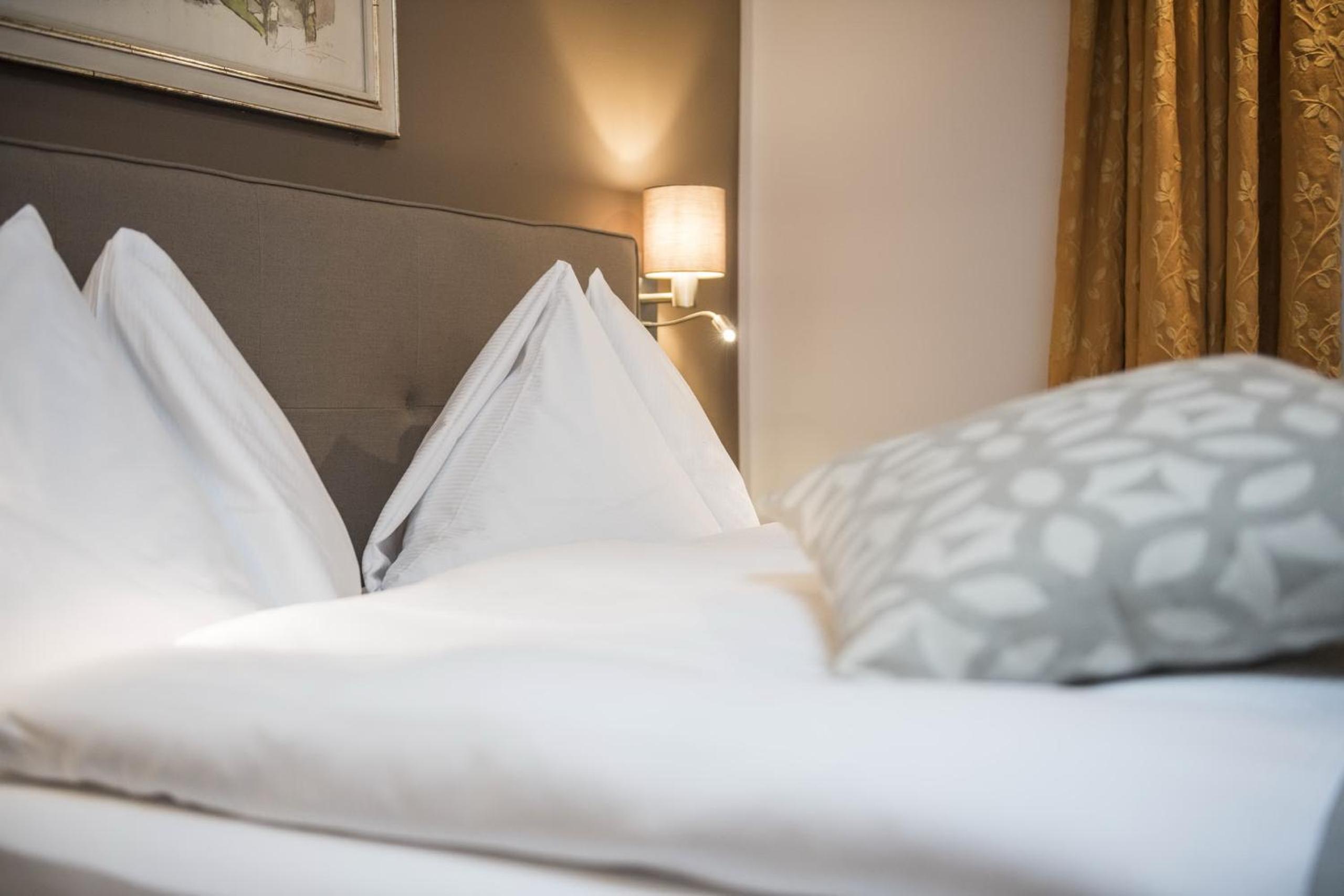 Superior Double Room - Photo 11