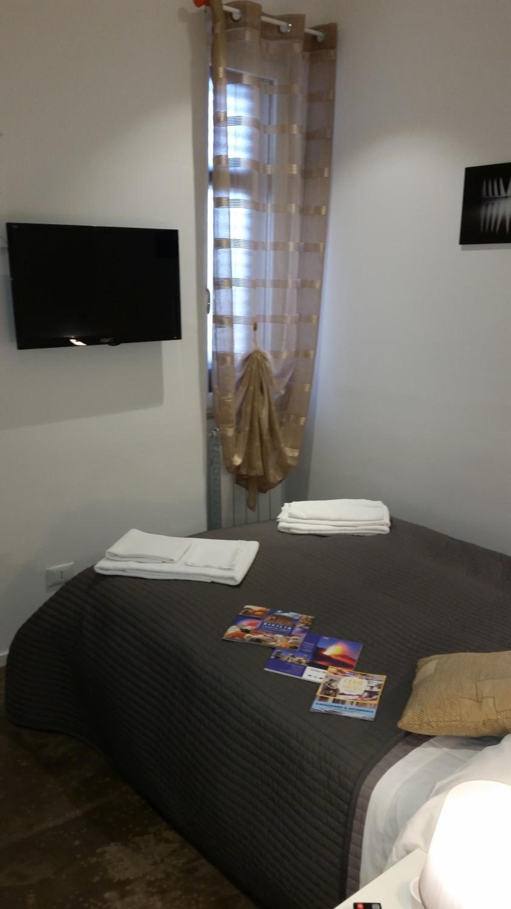 Economy Double Room photo 2