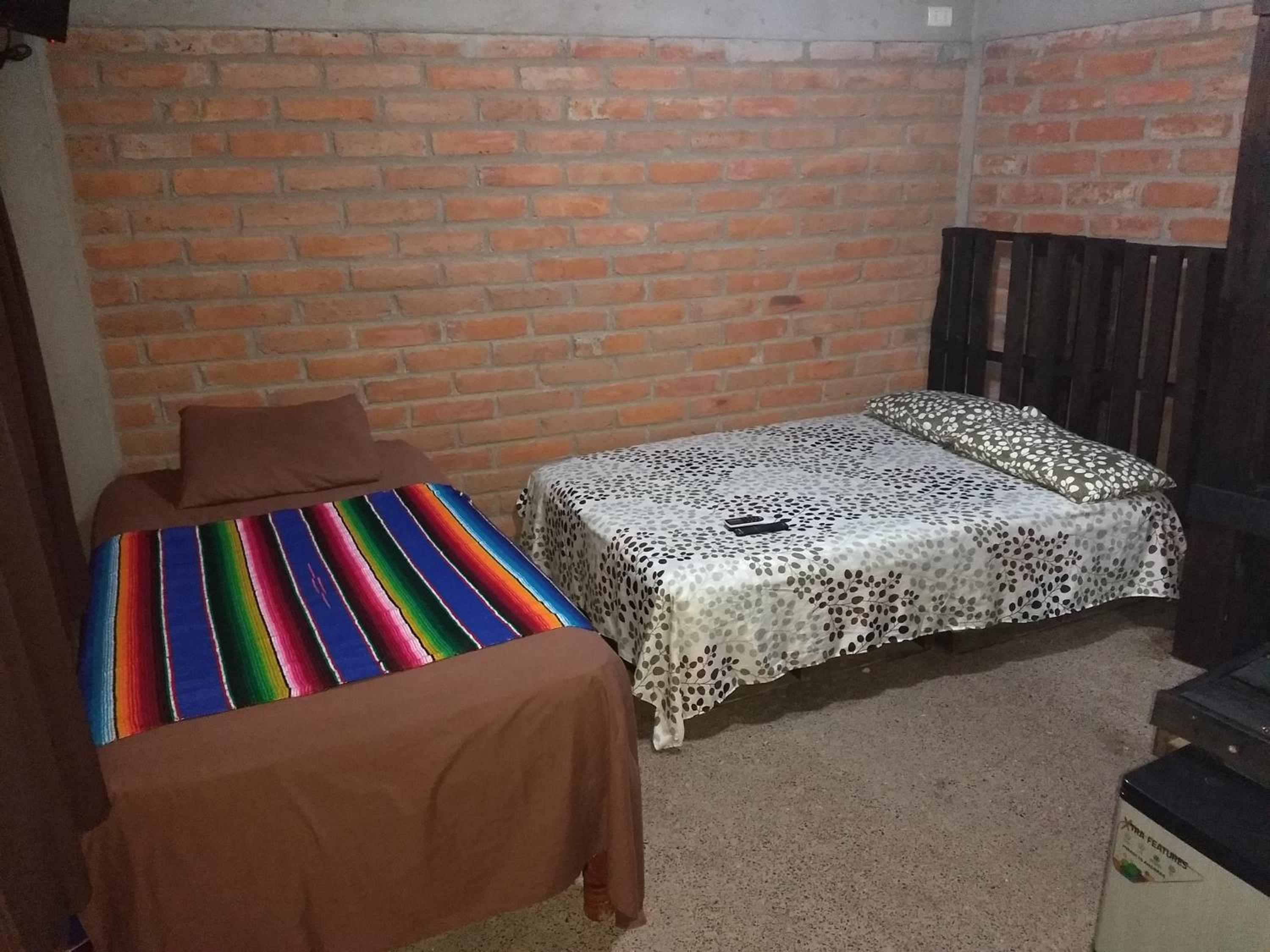 Twin Room - Photo 4