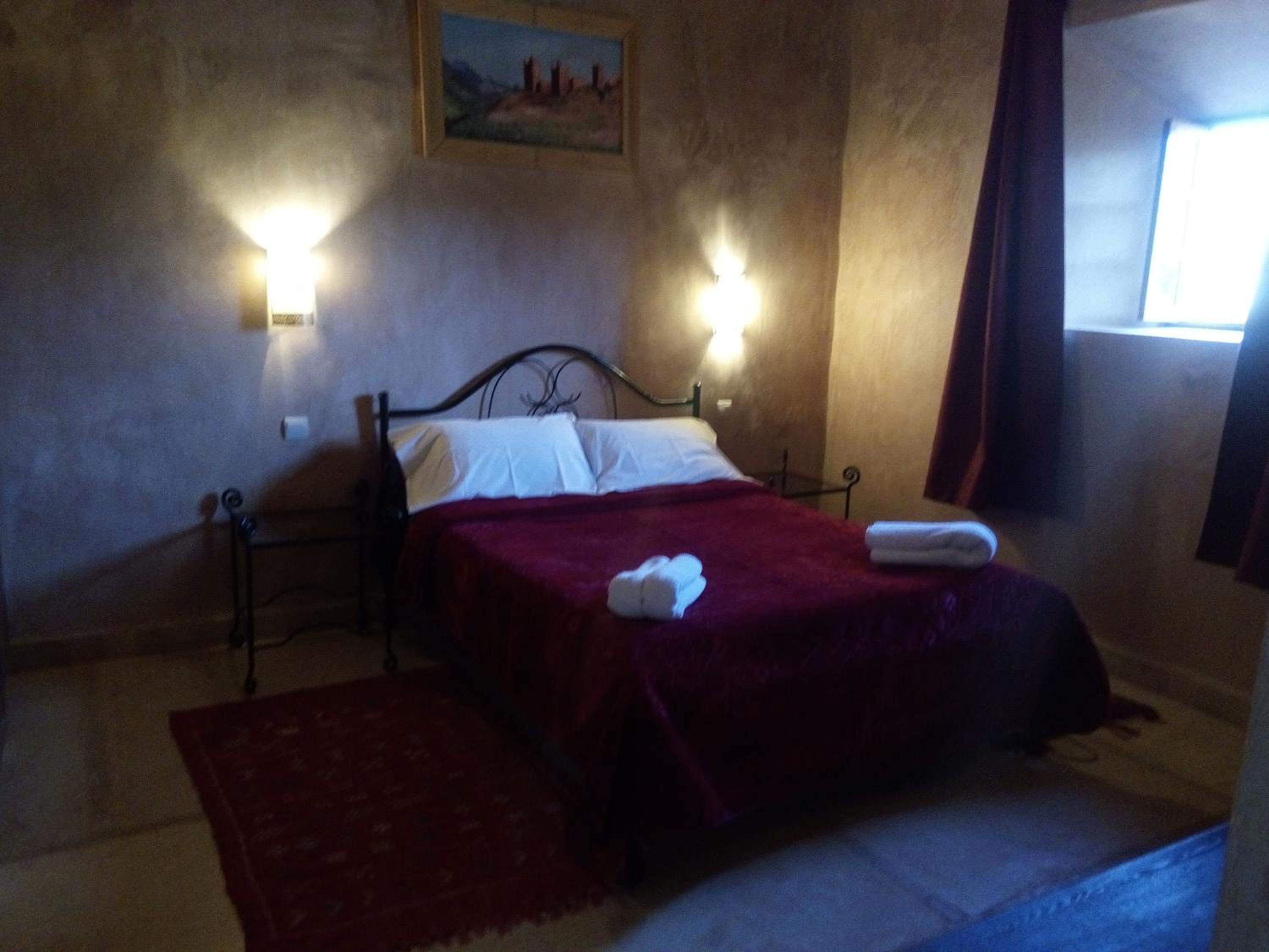 Double Room - Disability Access photo 3