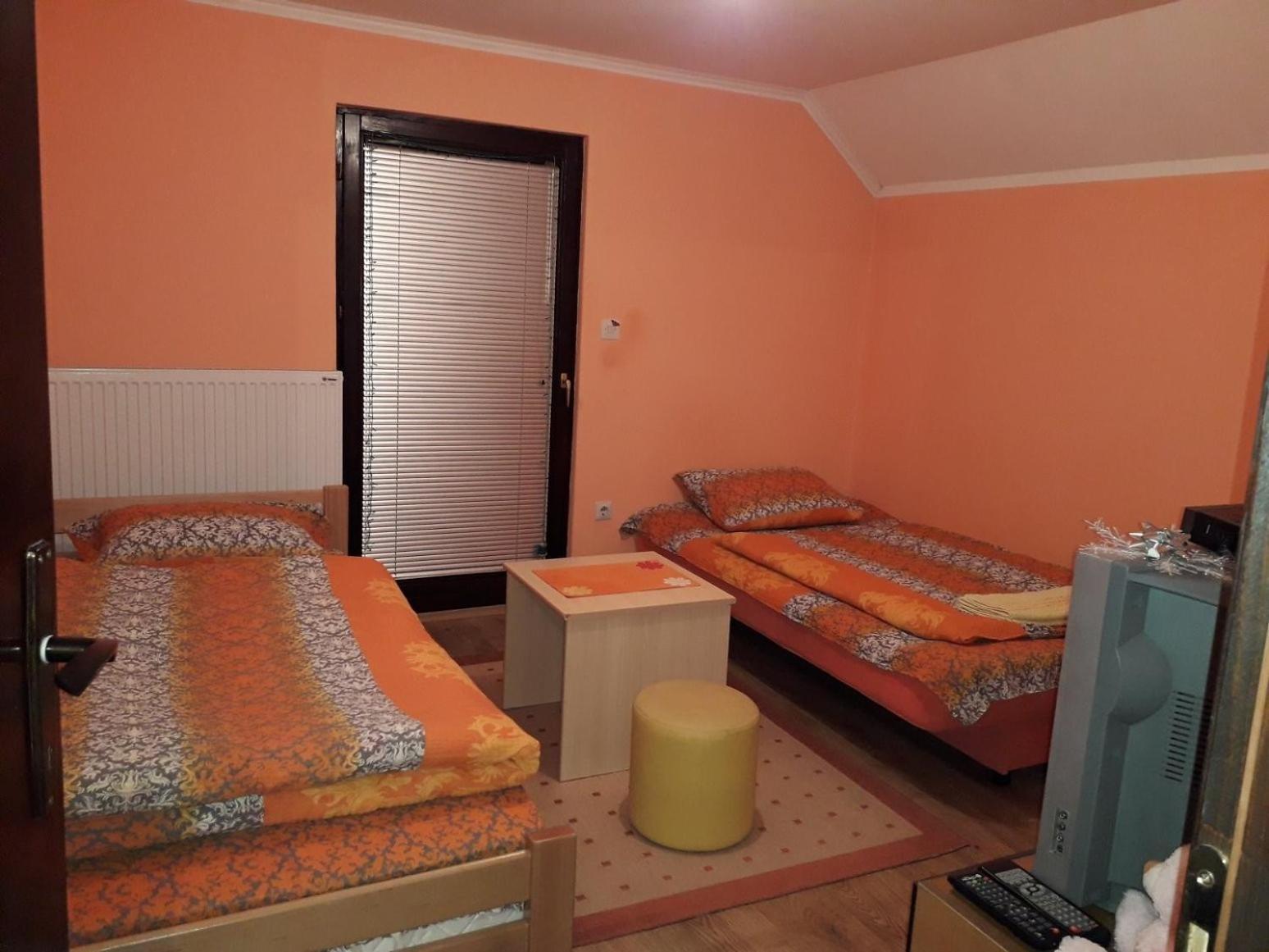 Twin Room with Balcony photo 2