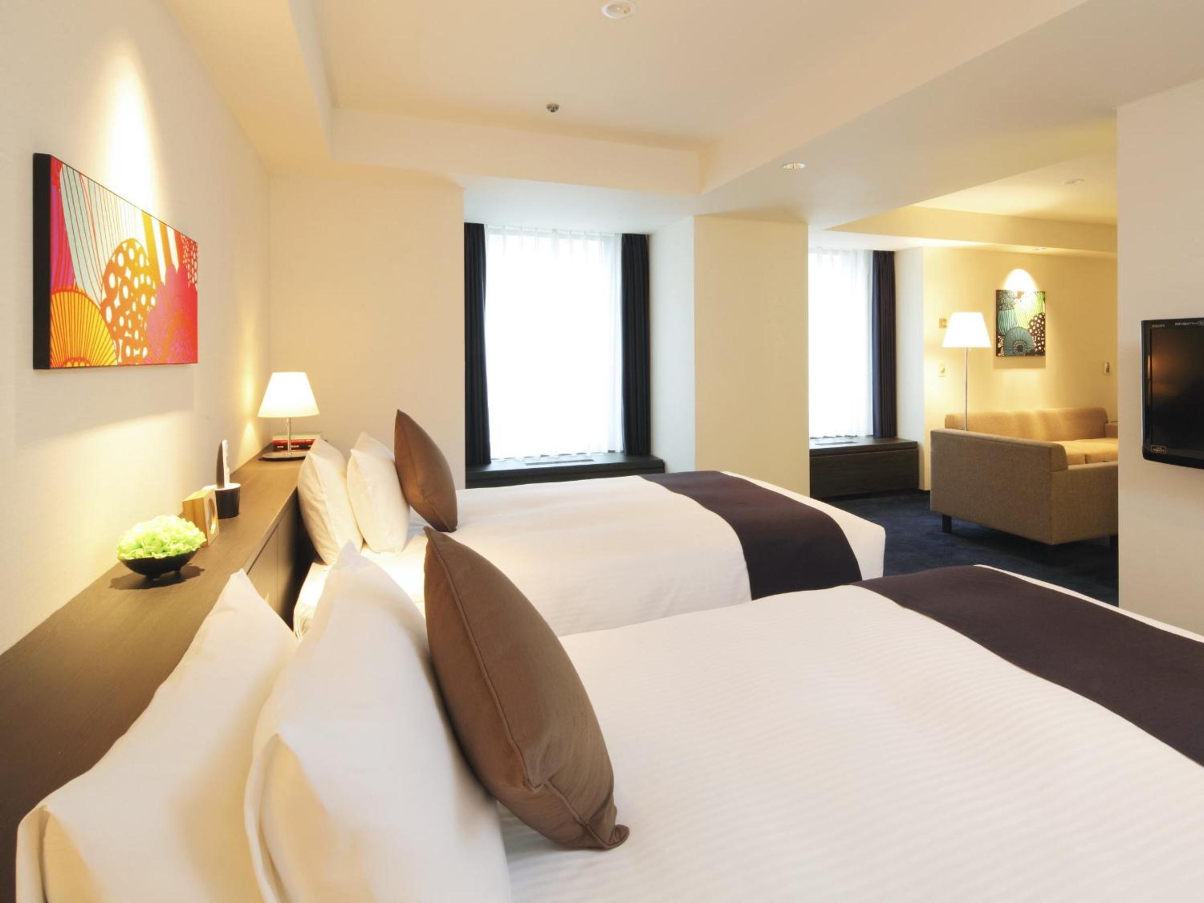 Corner Deluxe Twin Room - East Wing