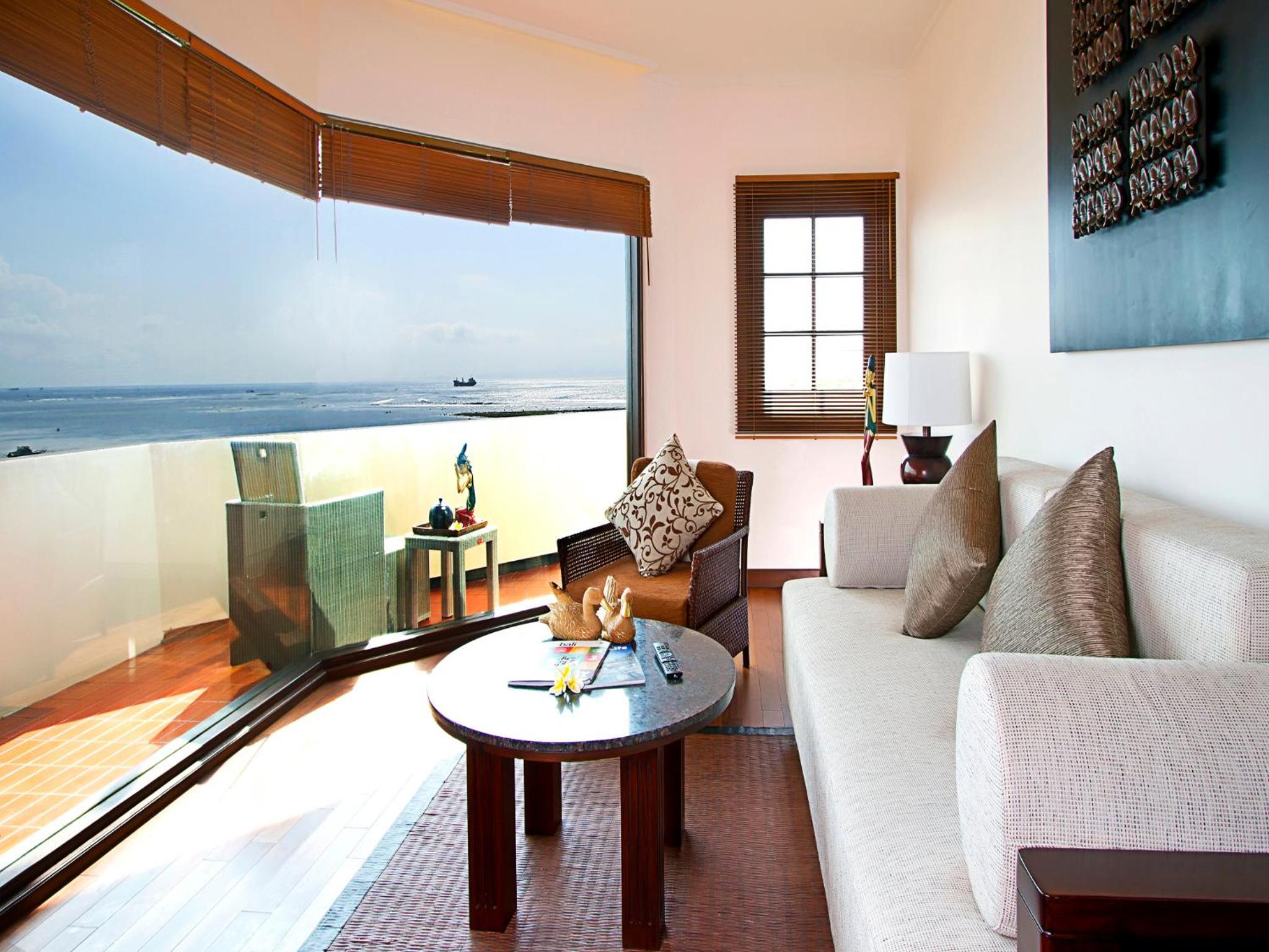 Ocean View Suite - Photo 3