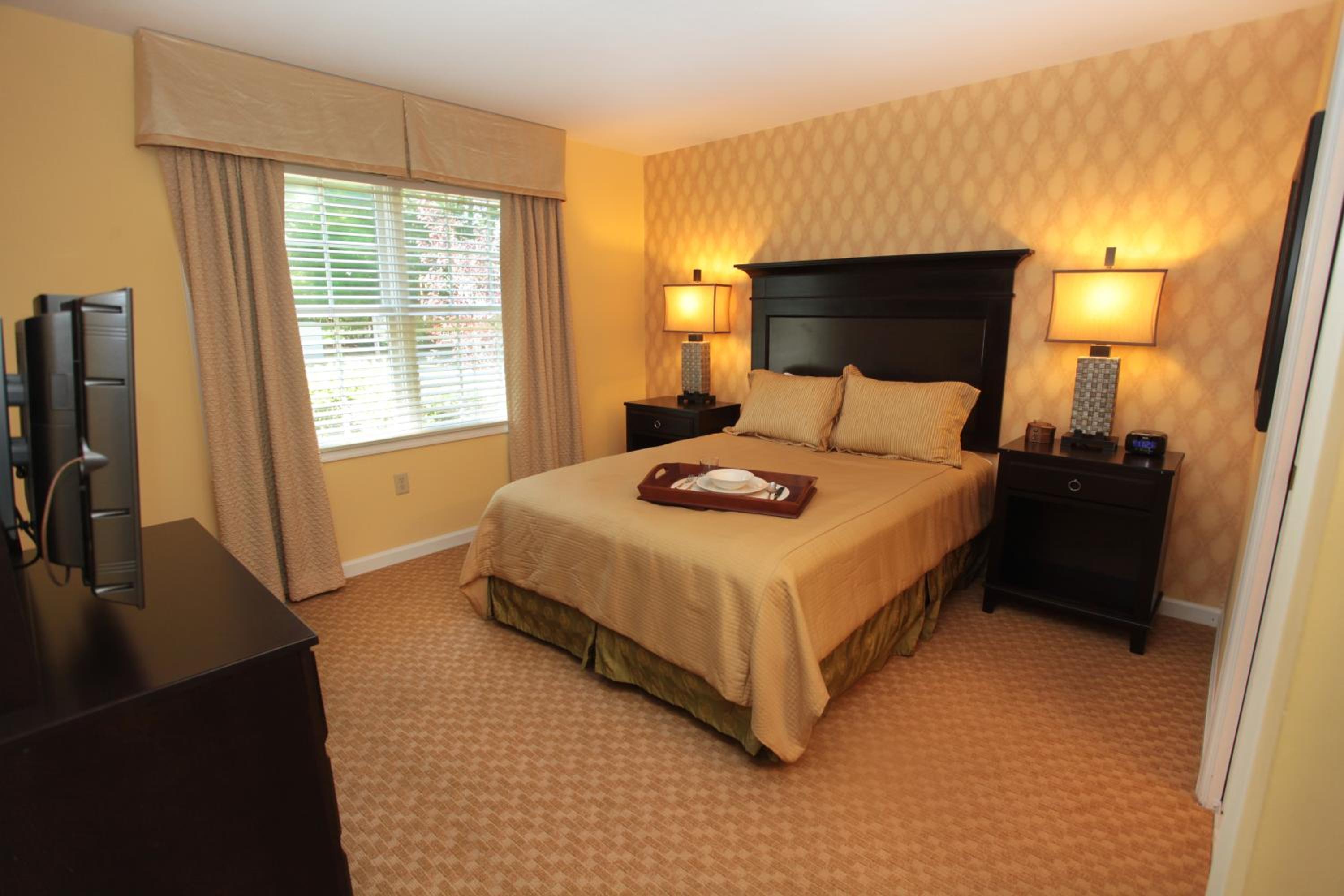 Superior Two-Bedroom Suite - Photo 2