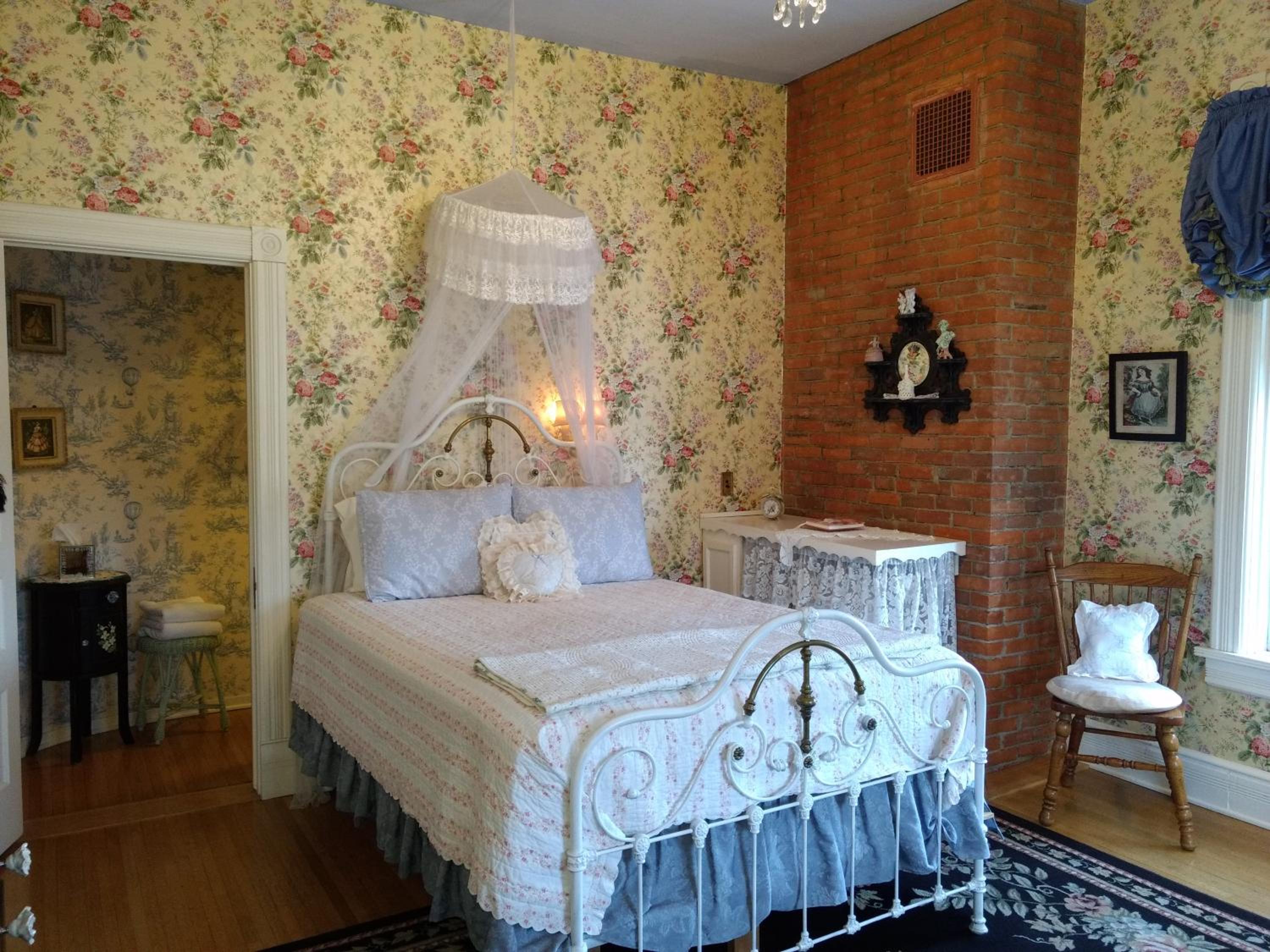 Standard Double Room photo 3
