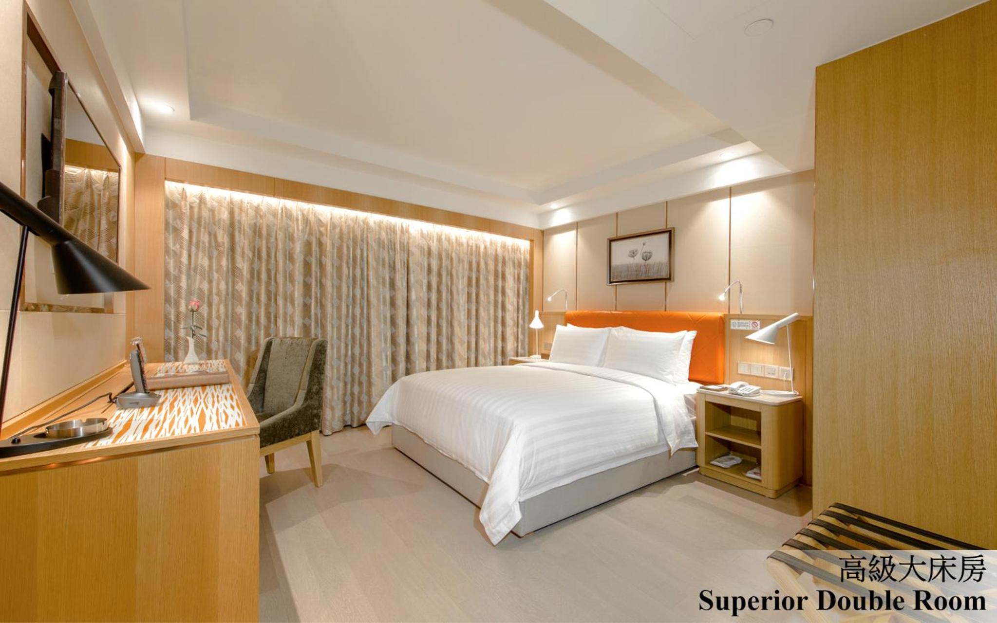 Superior Queen Room