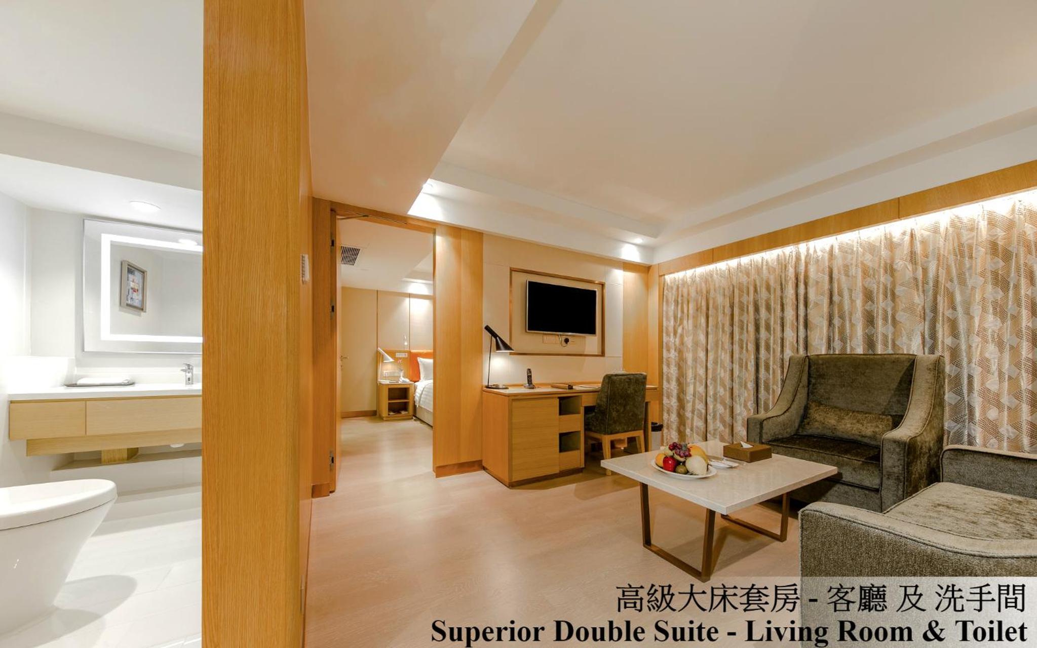 Large Double Room - Photo 4