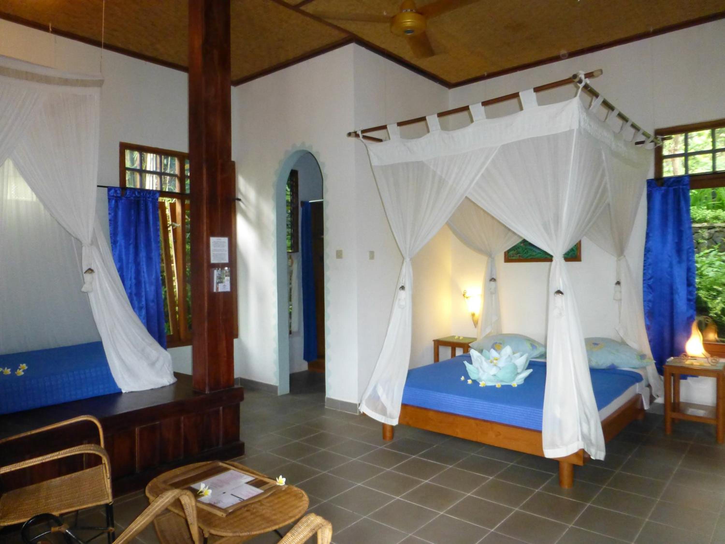 Deluxe Bungalow with Garden View photo 1