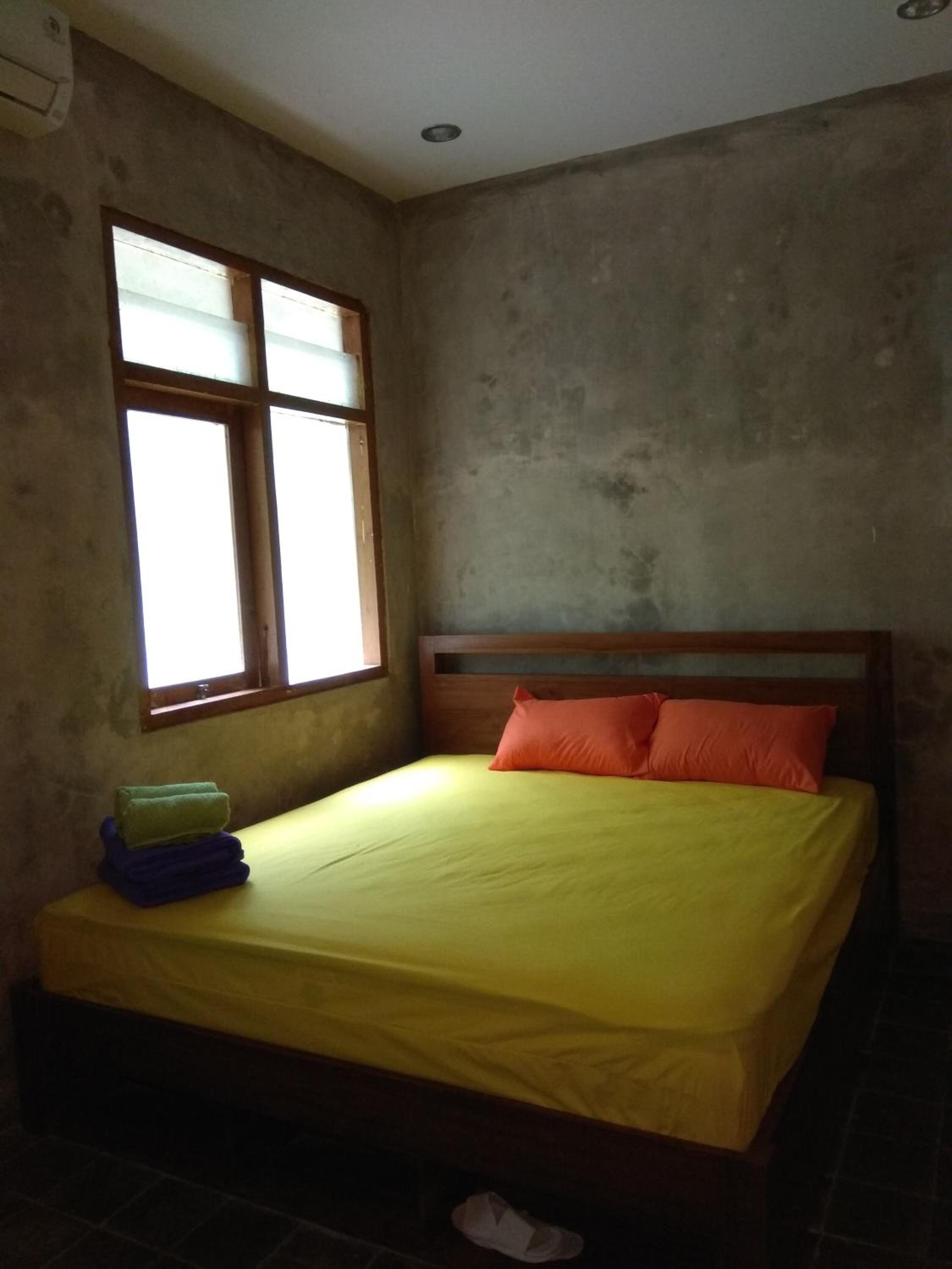 Double Room - Photo 7