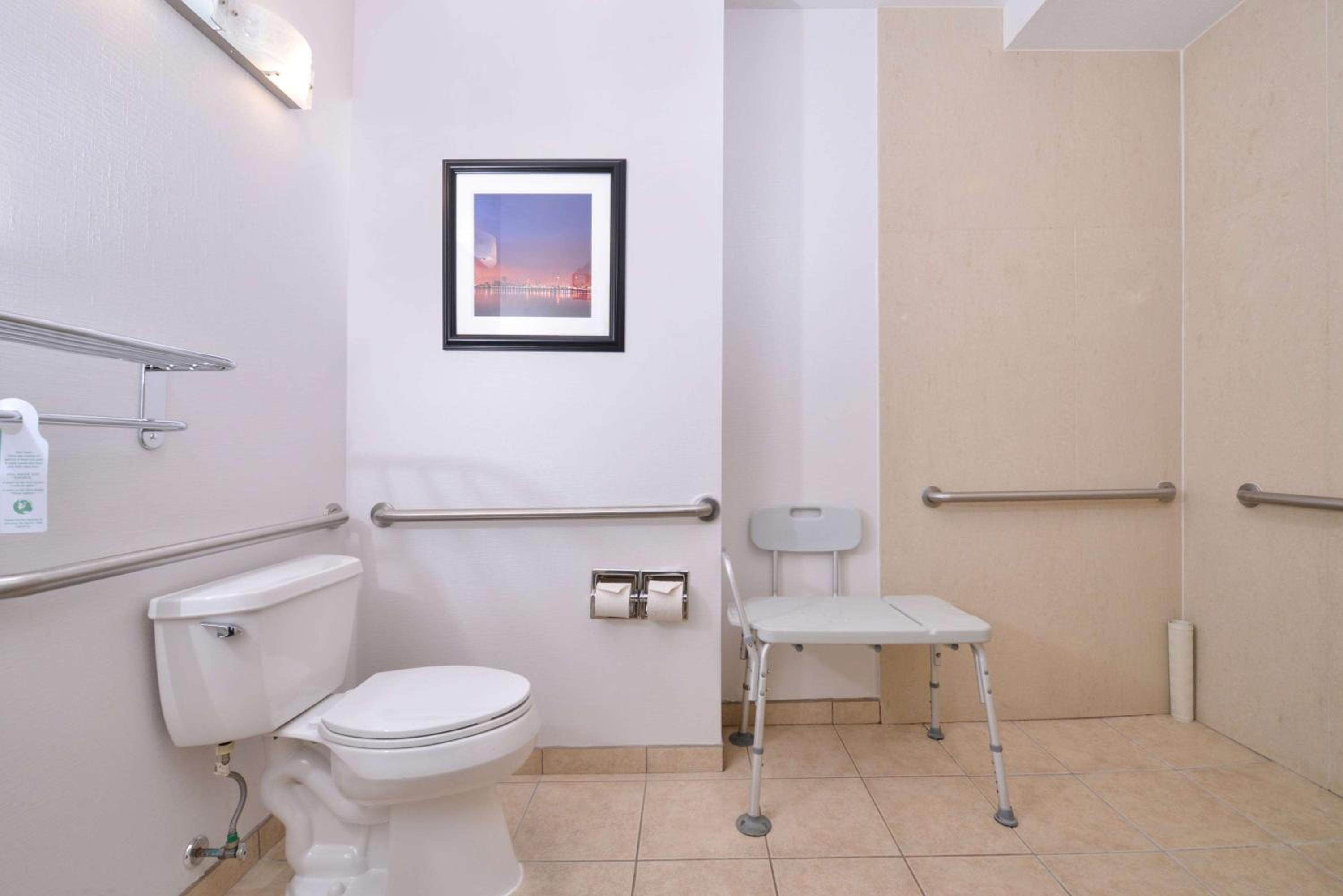 Double Room - Disability Access - Photo 3