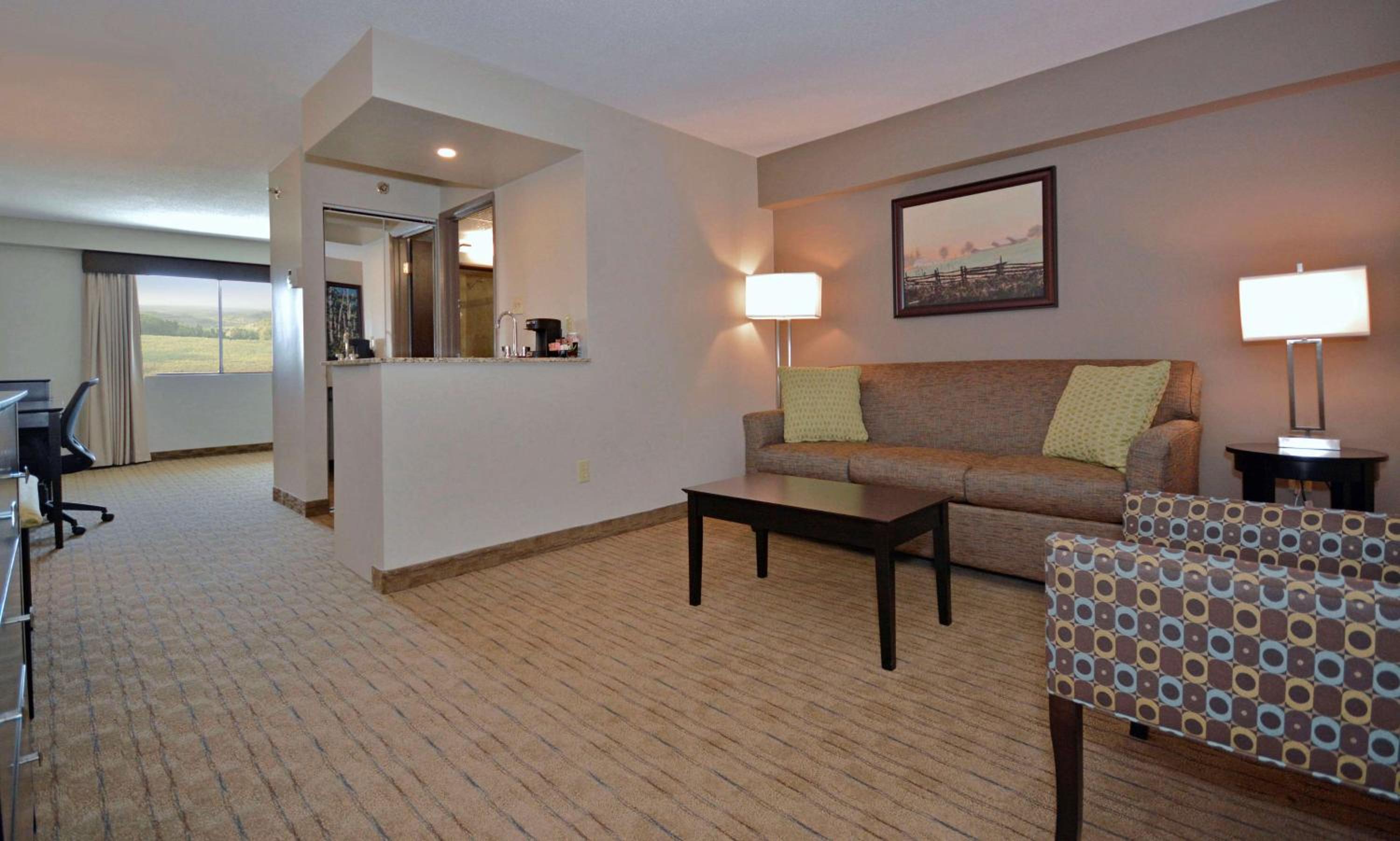 Queen Mini Suite with Sofa Bed - Non-Smoking - Photo 1