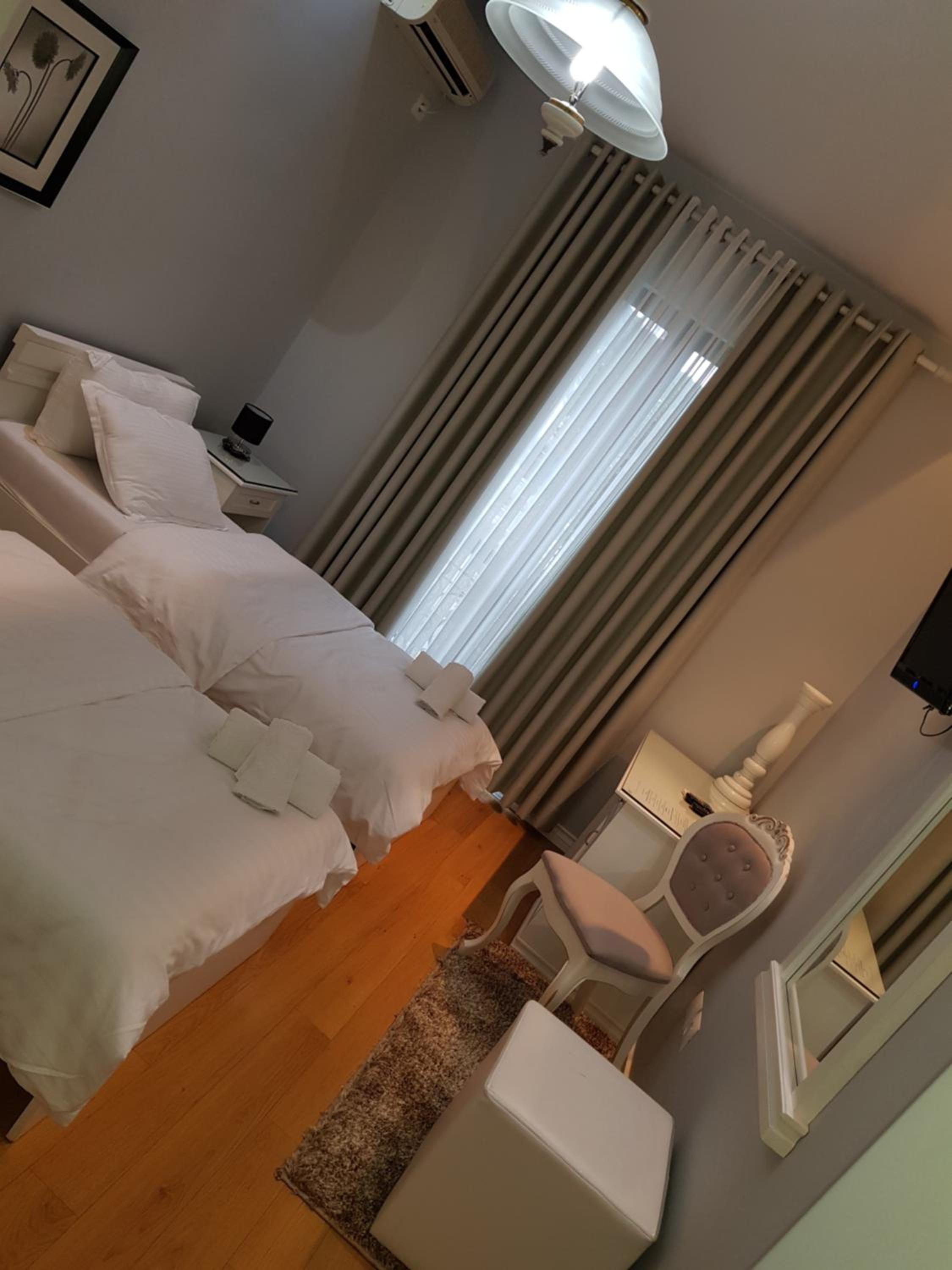 Large Twin Room