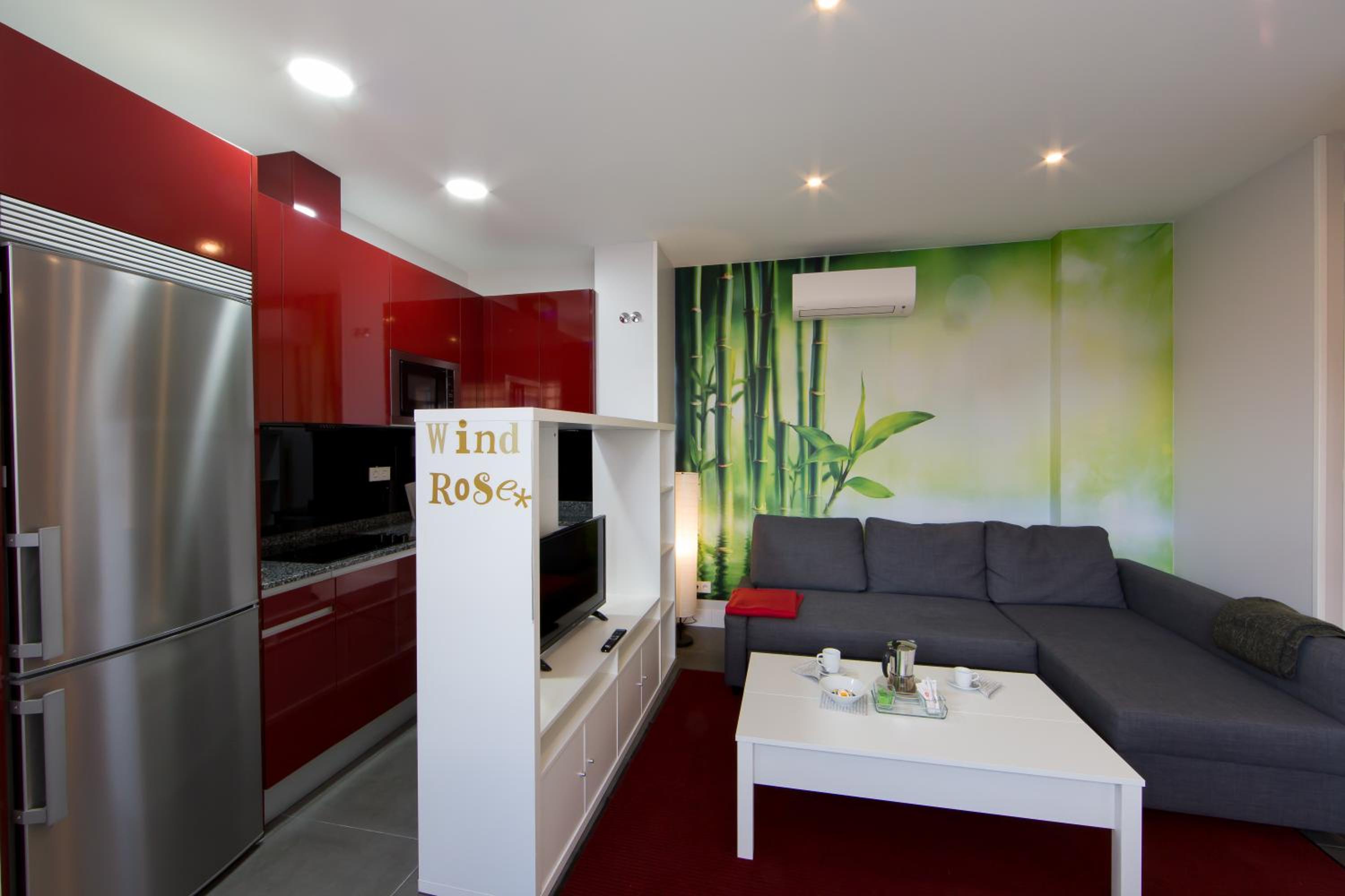 Superior Apartment photo 2